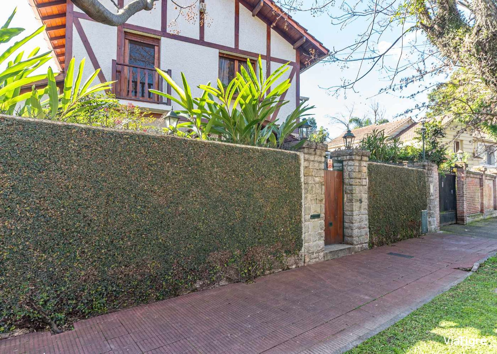 Venta Casa 6 Ambientes B. Parque Aguirre, Acassuso