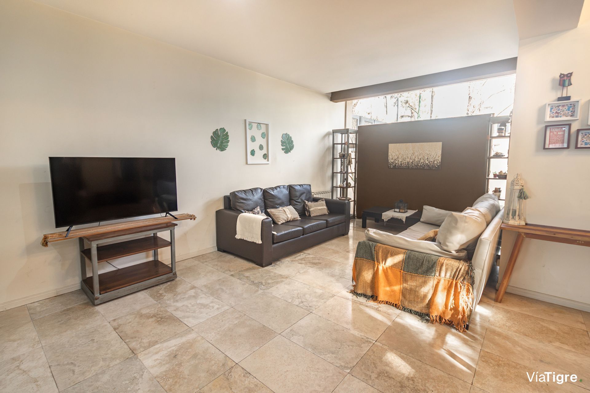 Venta Importante Casa-Lomas Beccar B° Semi Cerrad