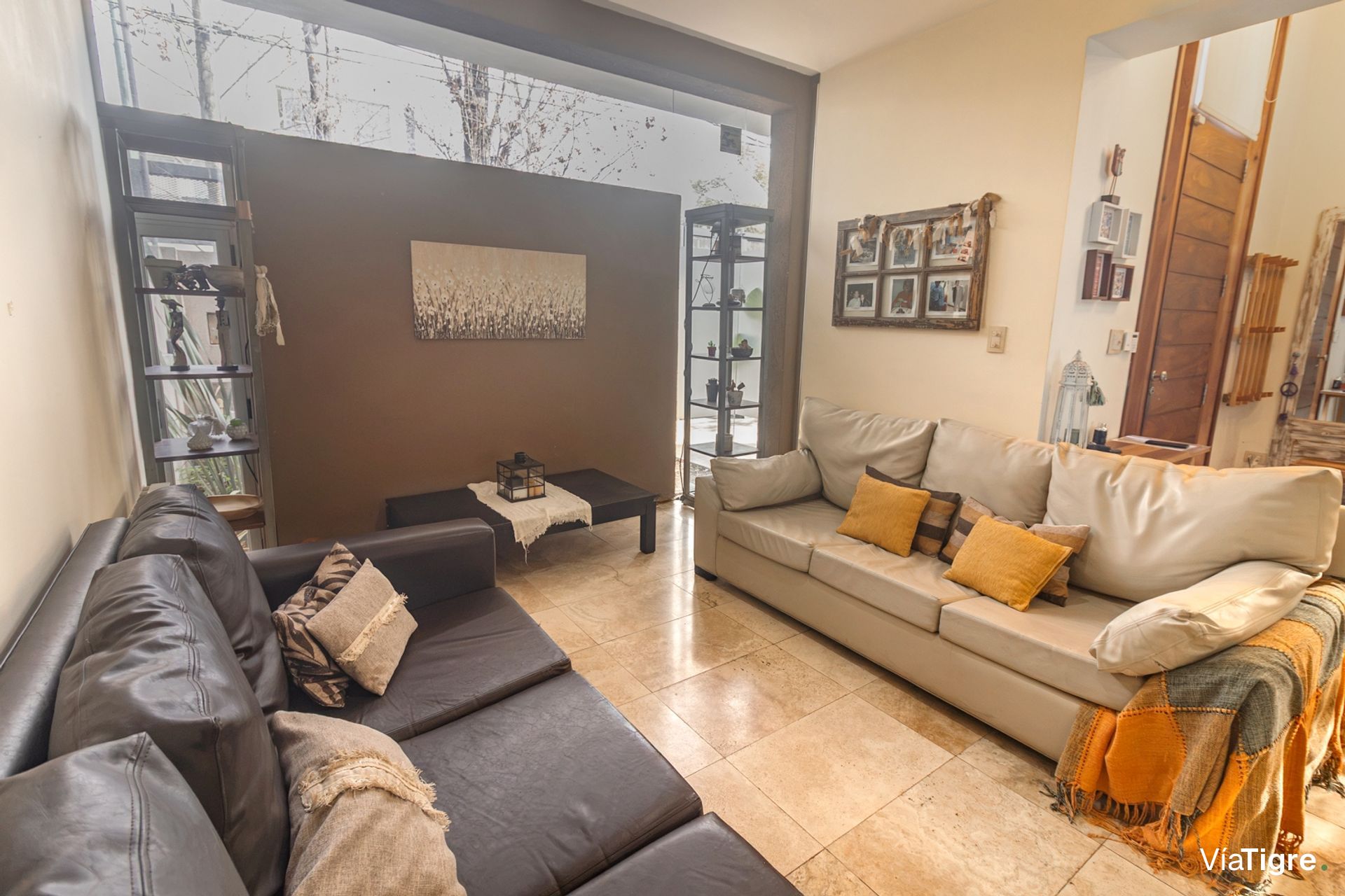 Venta Importante Casa-Lomas Beccar B° Semi Cerrad
