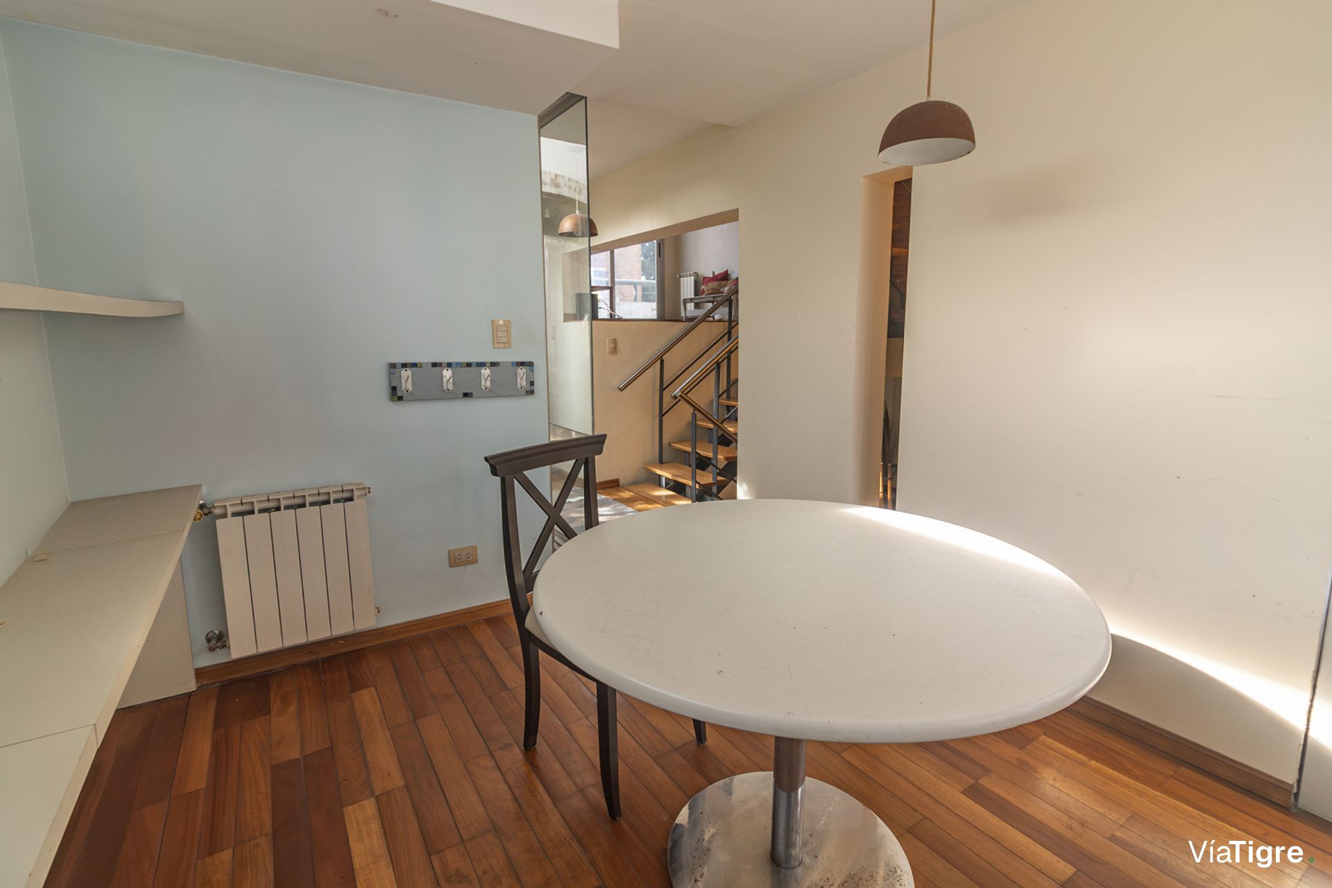 Venta Importante Casa-Lomas Beccar B° Semi Cerrad