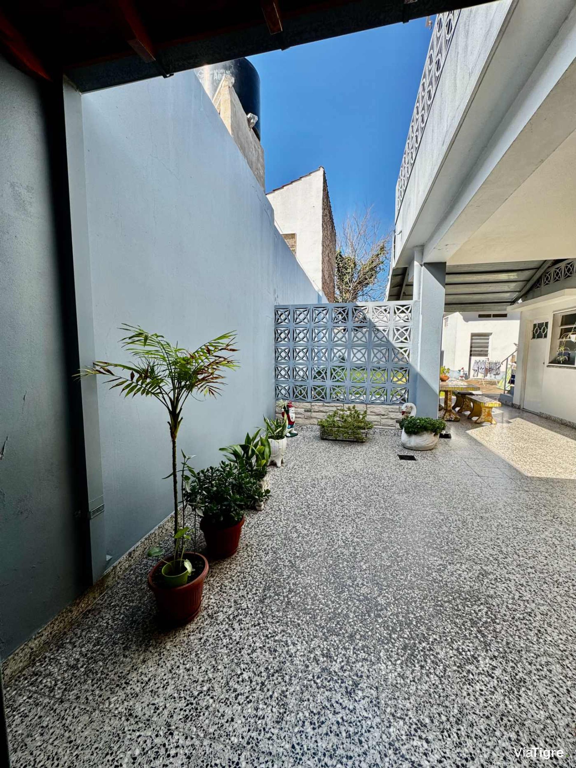 Venta Casa Con Jardín En Beccar – Apta Crédito