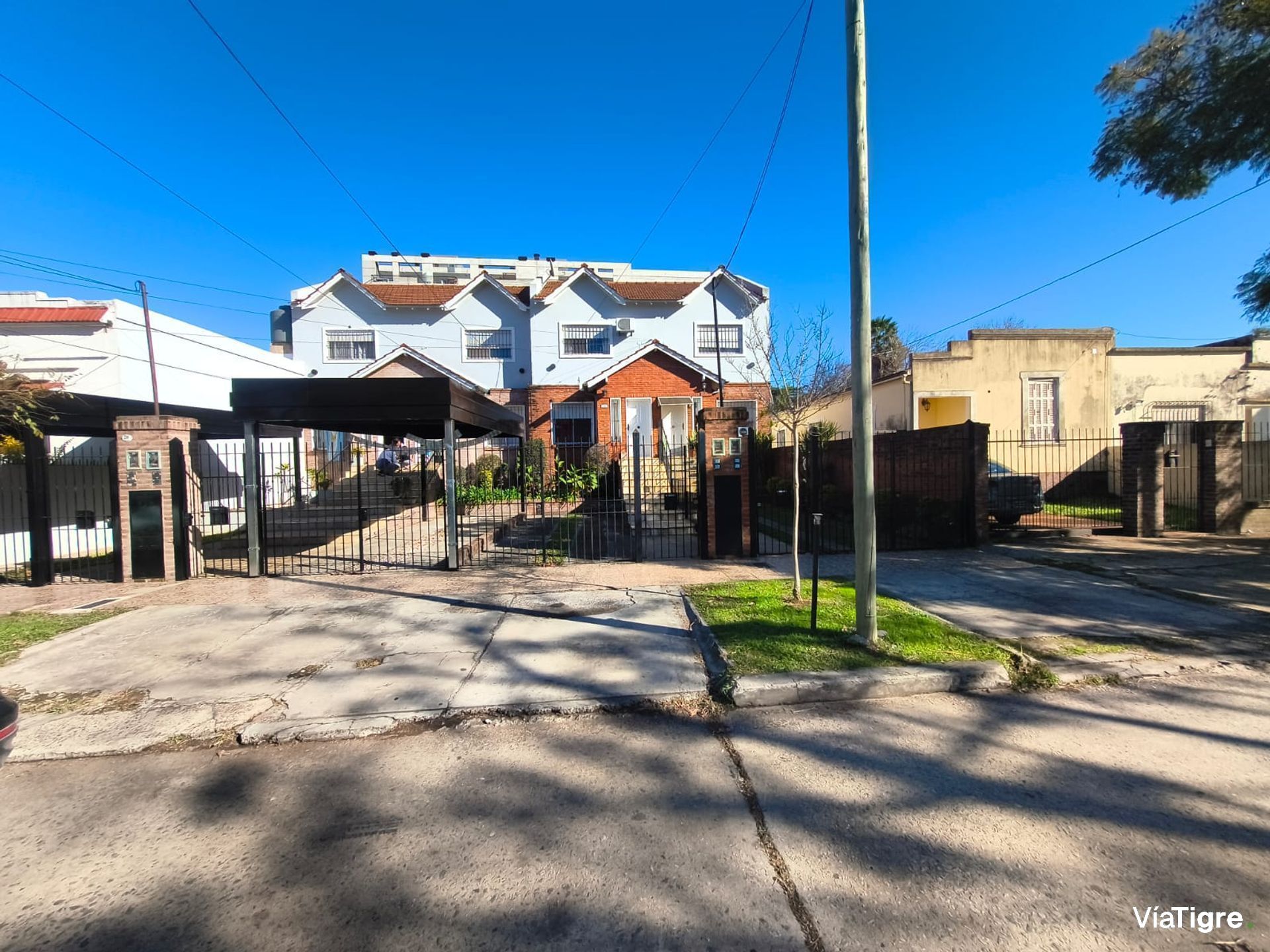 Venta Casa Duplex Cochera Parrilla Tigre