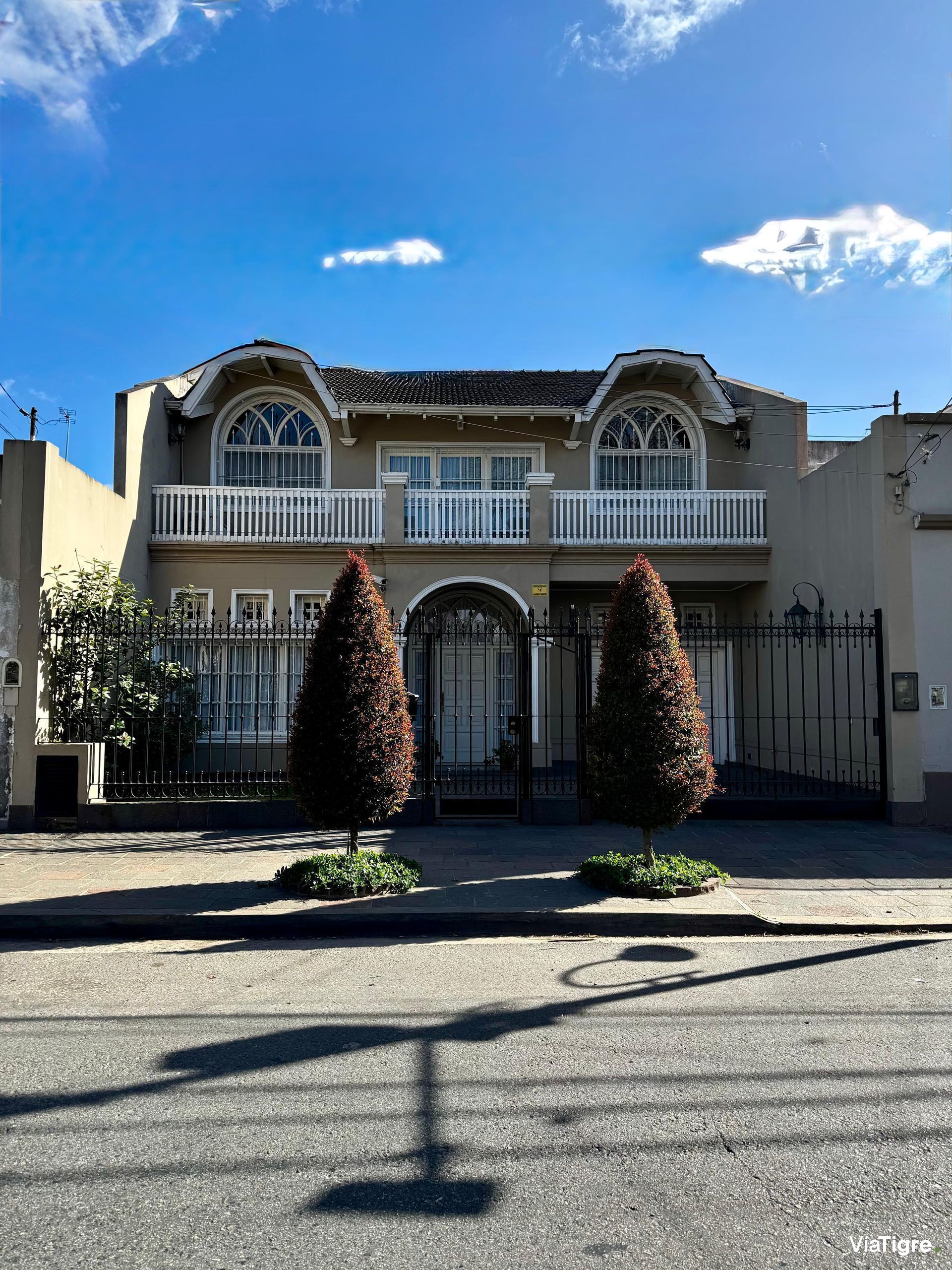 Venta Casa 5 Amb. Olivos, Impecable!