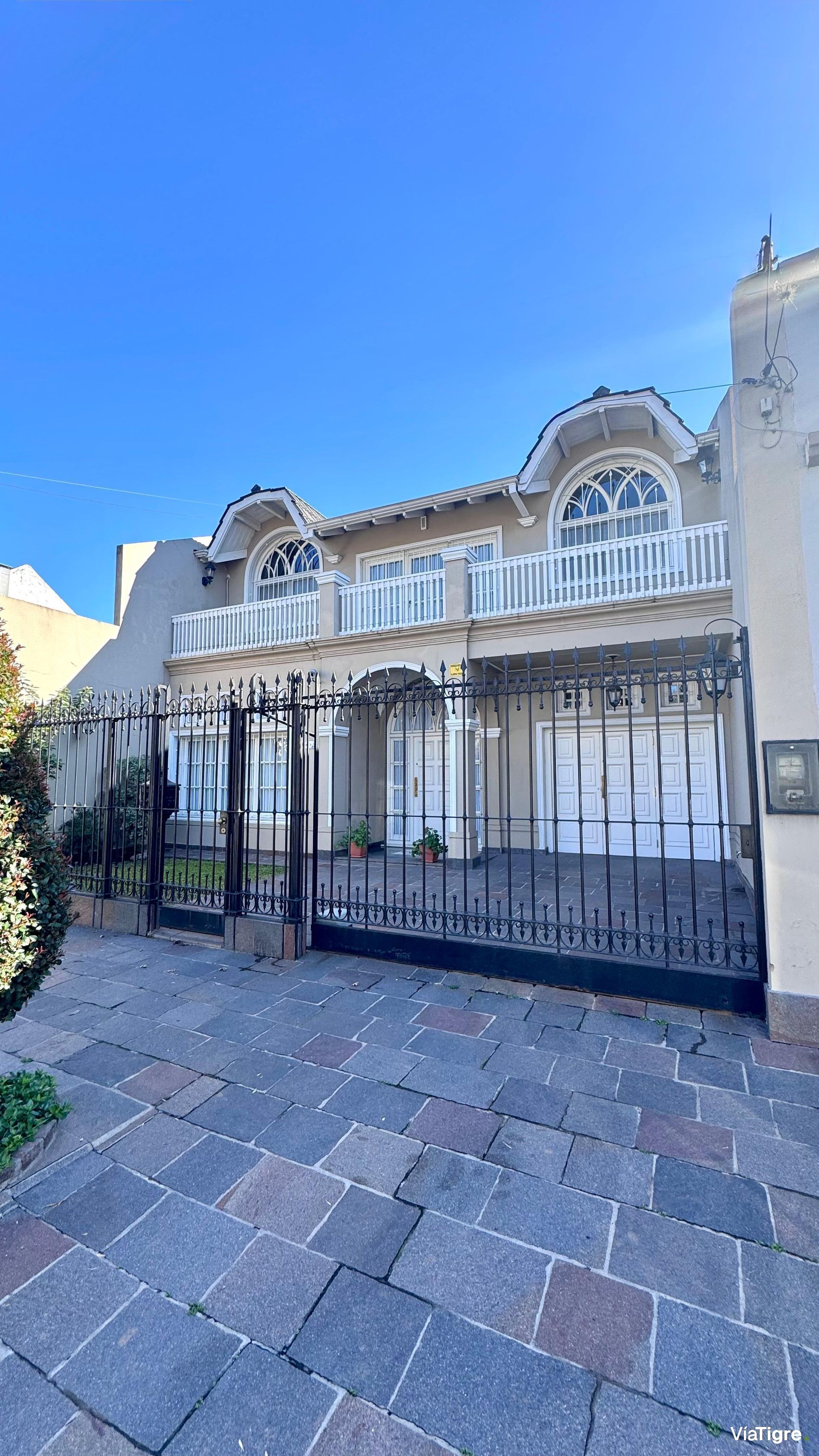 Venta Casa 5 Amb. Olivos, Impecable!
