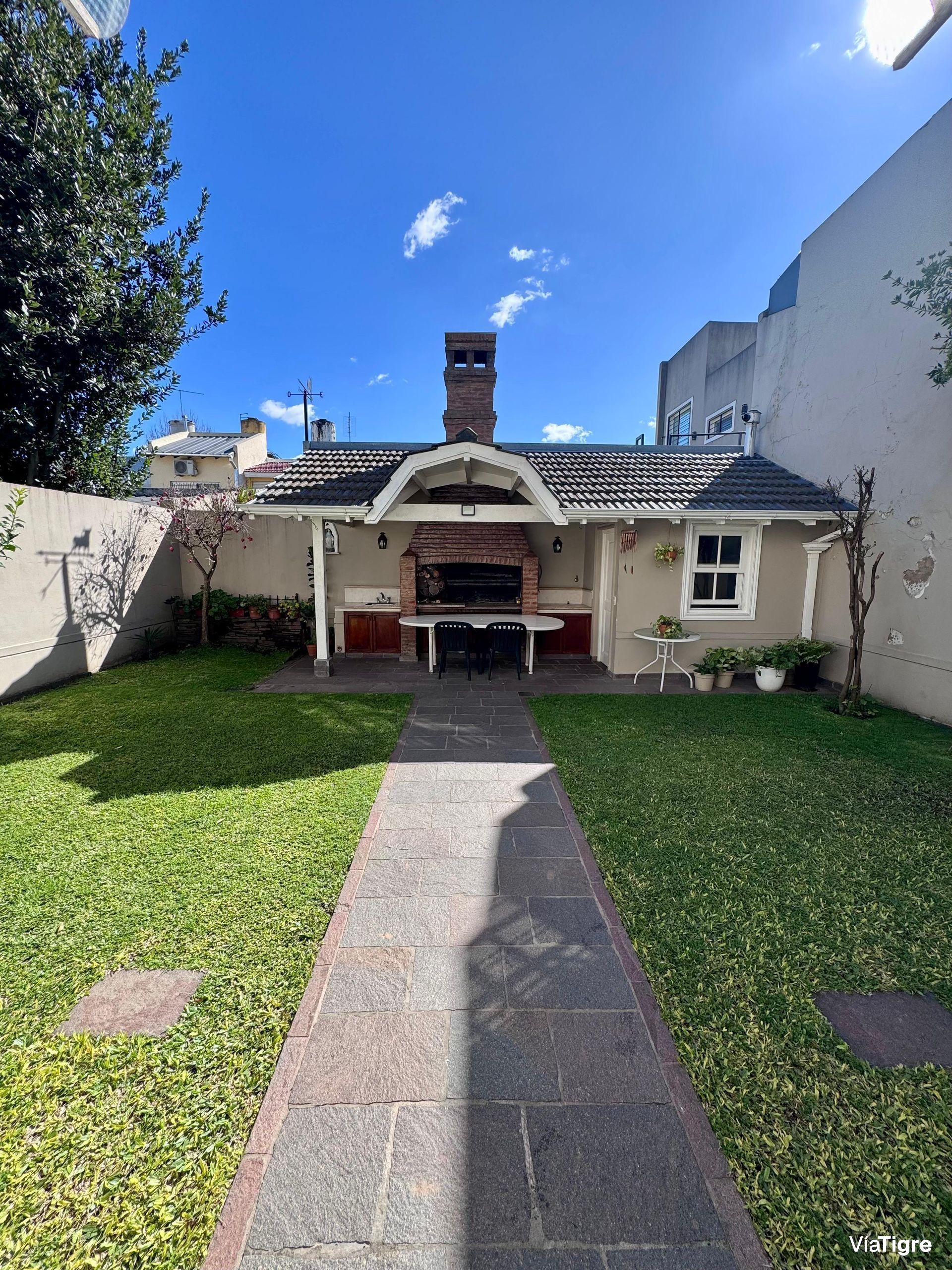 Venta Casa 5 Amb. Olivos, Impecable!
