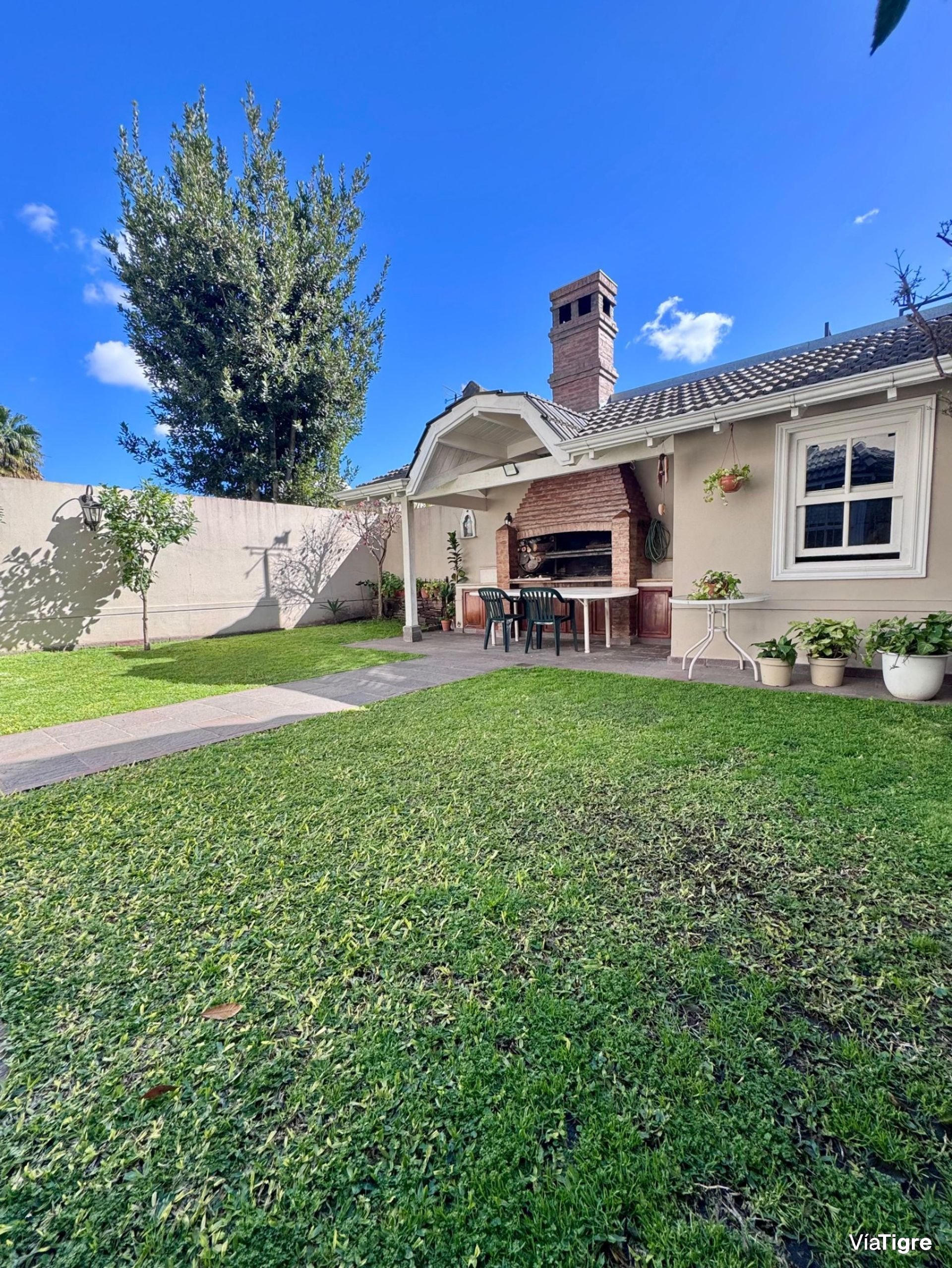 Venta Casa 5 Amb. Olivos, Impecable!