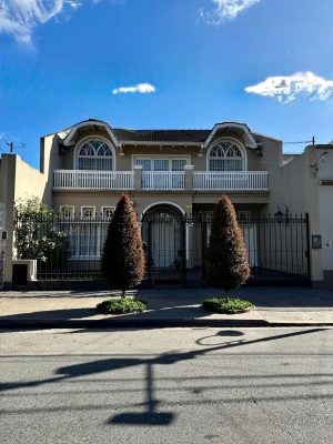 Venta Casa 5 Amb. Olivos