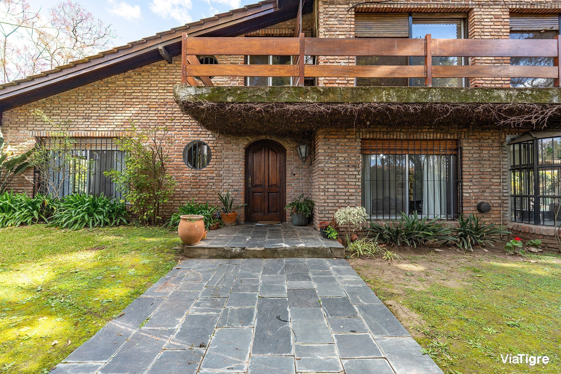 Venta Casa 4 Dormitorios Jardin Pileta San Isidro