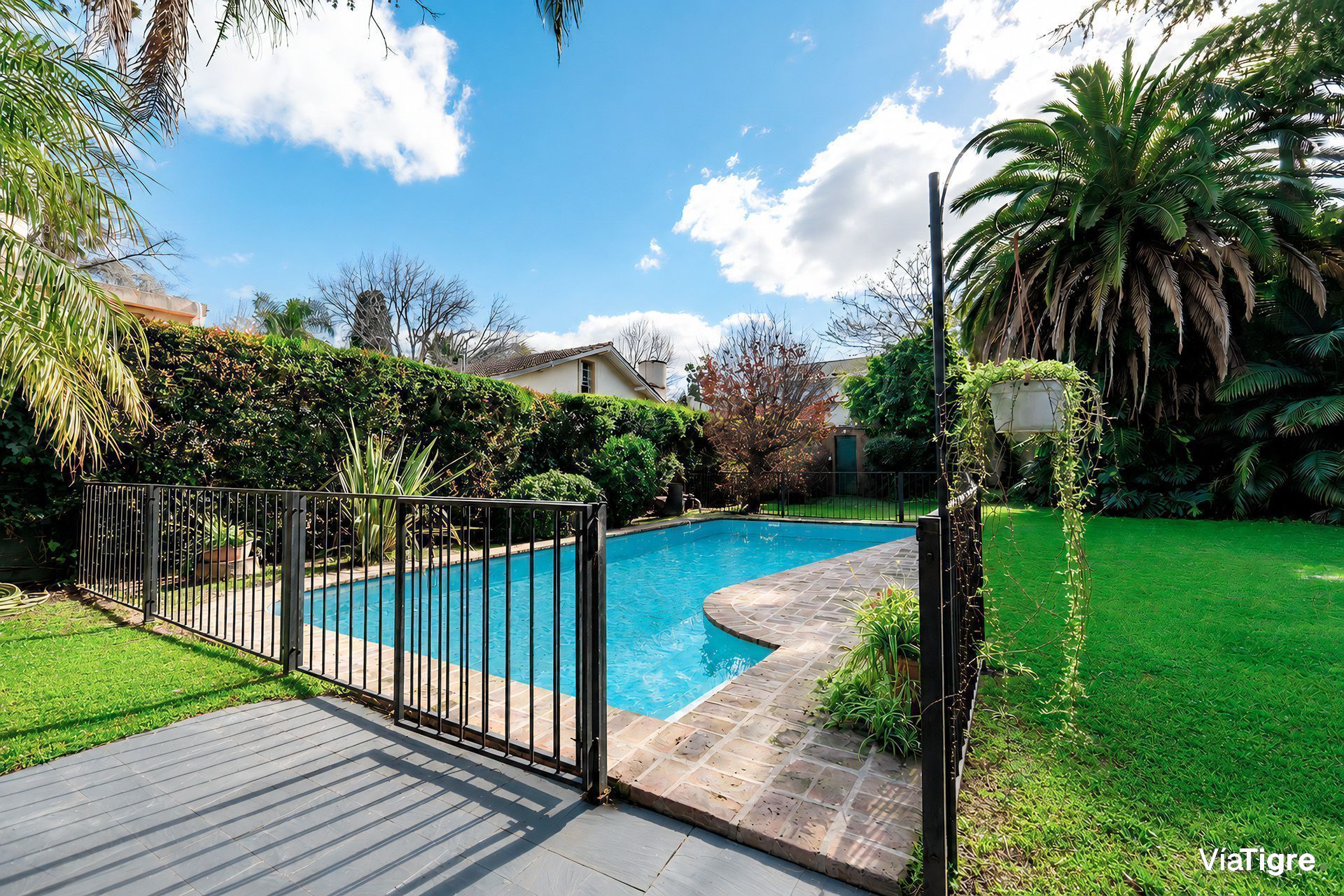 Venta Casa 4 Dormitorios Jardin Pileta San Isidro