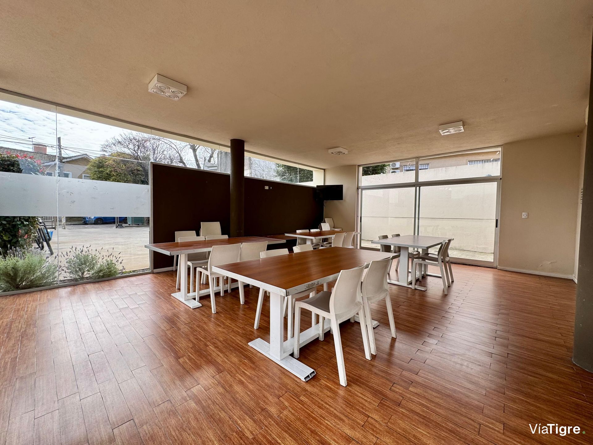 Venta Monoambiente Con Cochera En San Fernando