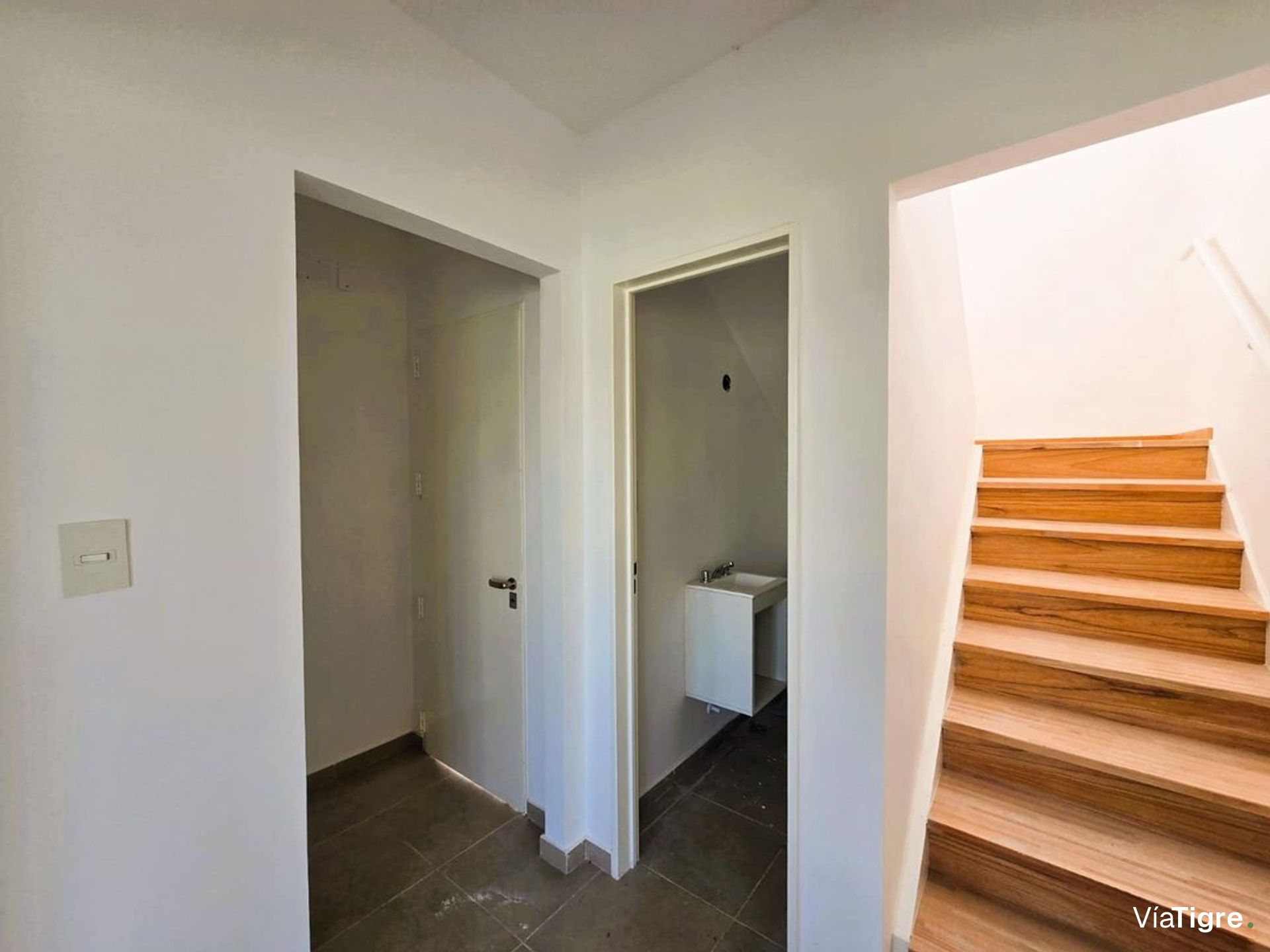Alquiler Casa En "Casas De Santa Ana"