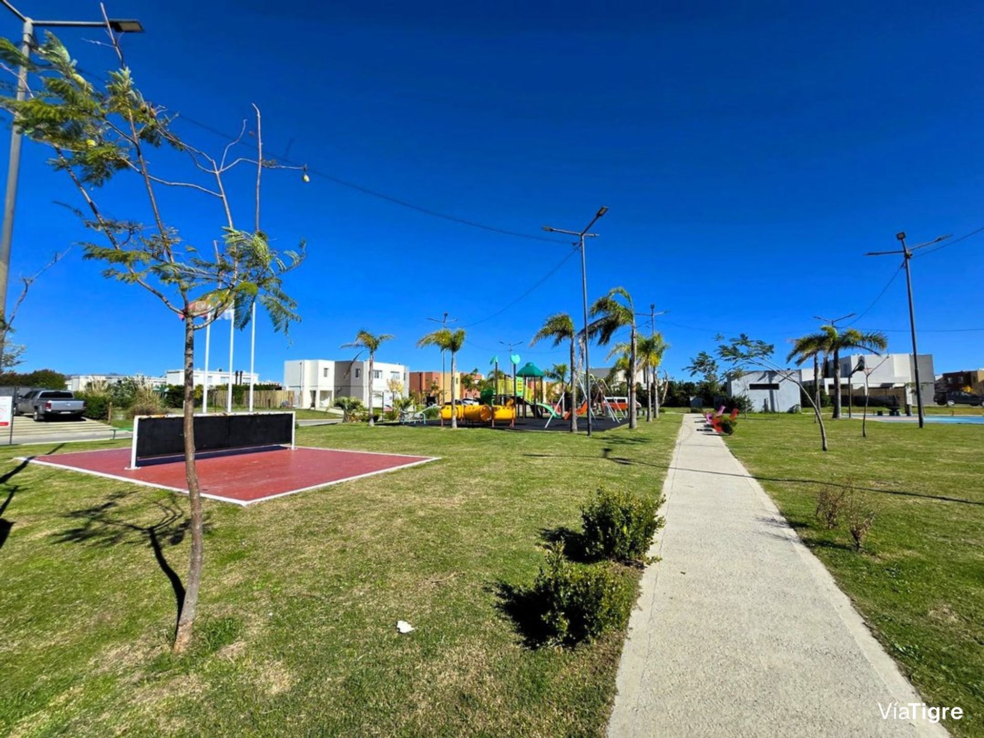 Alquiler Casa En "Casas De Santa Ana"