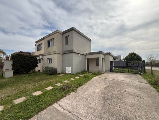 Alquiler Casa En "Casas De Santa Ana"