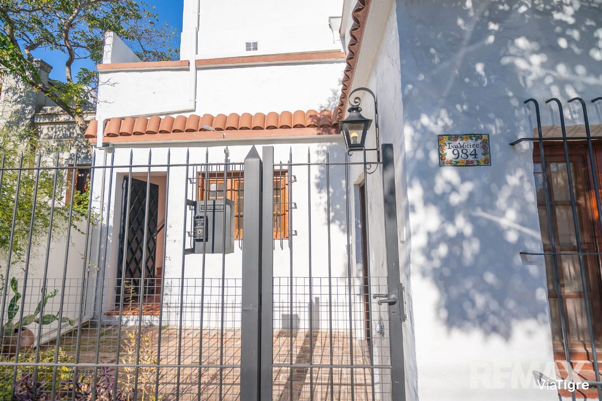 Venta casa 6 ambientes tipo PH con patio y balcon