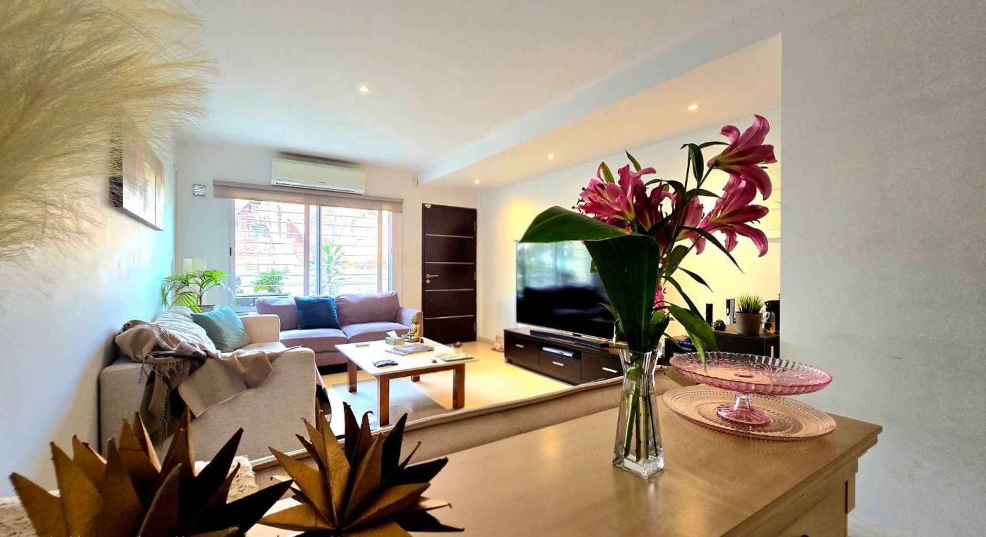 Venta Triplex 5 Amb. Jardín, y Garage OLIVOS