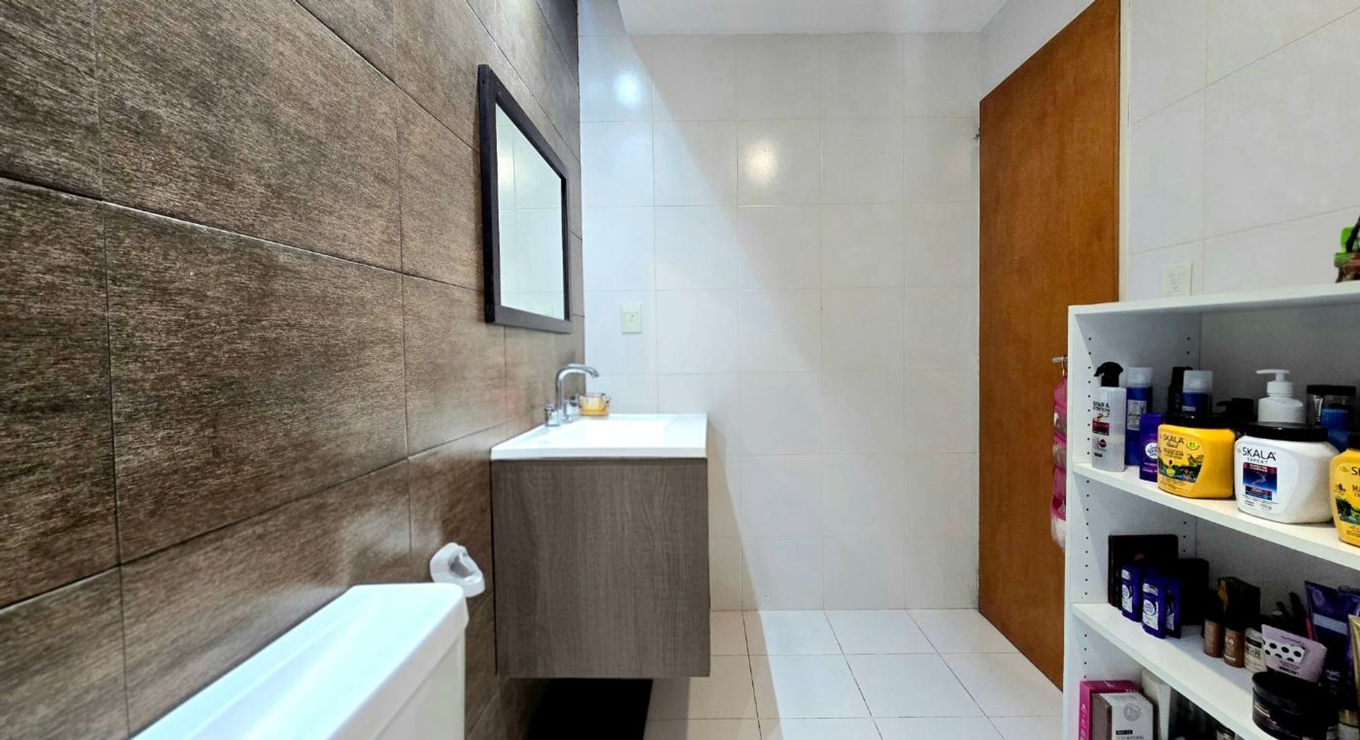 Venta Triplex 5 Amb. Jardín, y Garage OLIVOS