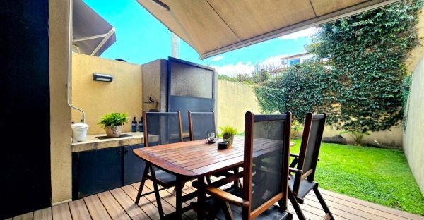 Sale Triplex 4-Bedroom with Garden and Garage OLIVOS