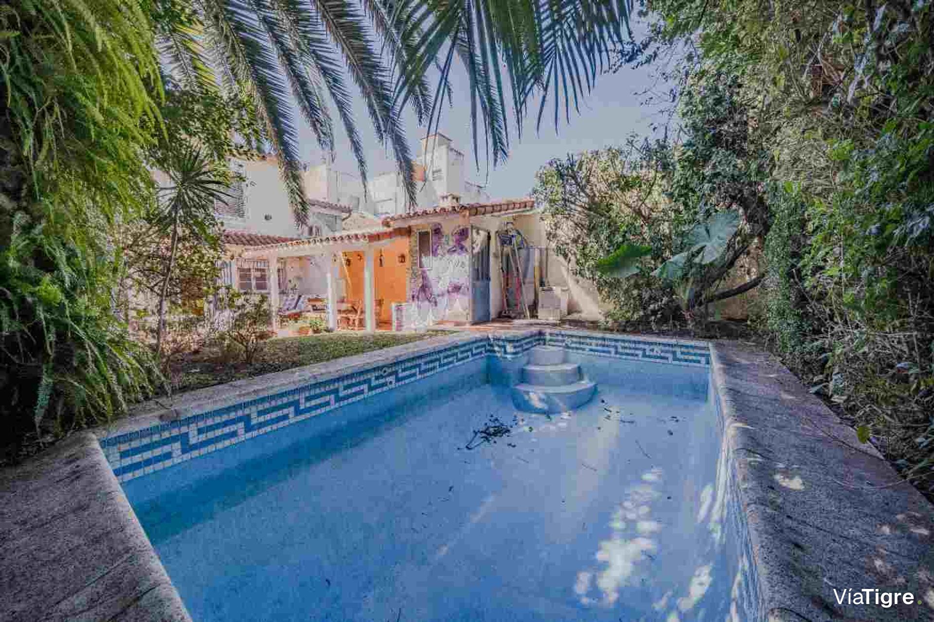 Venta Casa 6 Amb Olivos Jardín Y Pileta Crédito