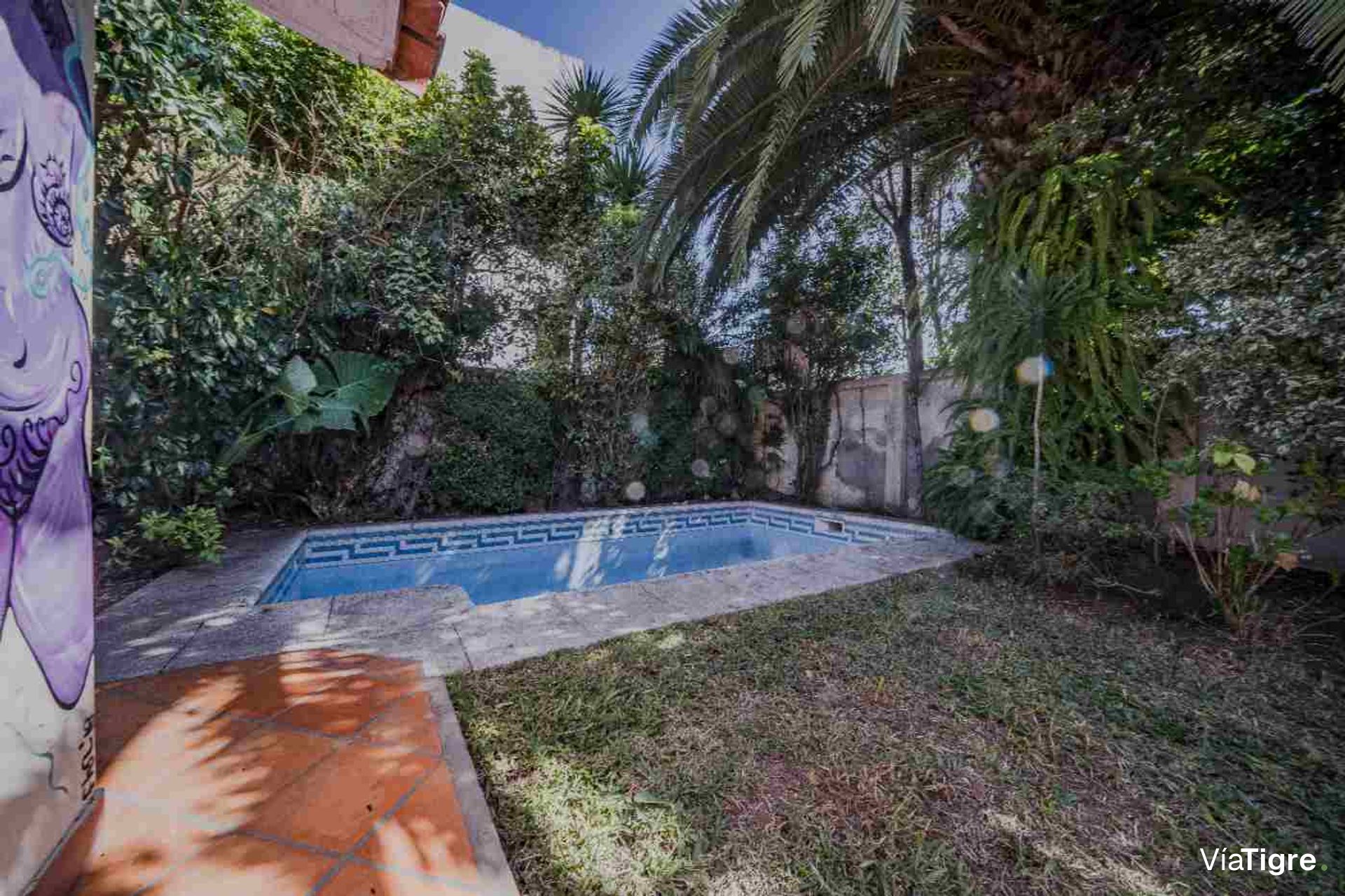 Venta Casa 6 Amb Olivos Jardín Y Pileta Crédito