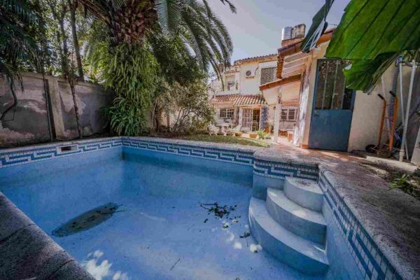 Sale House 5-bedroom Olivos Garden And Pool Financing