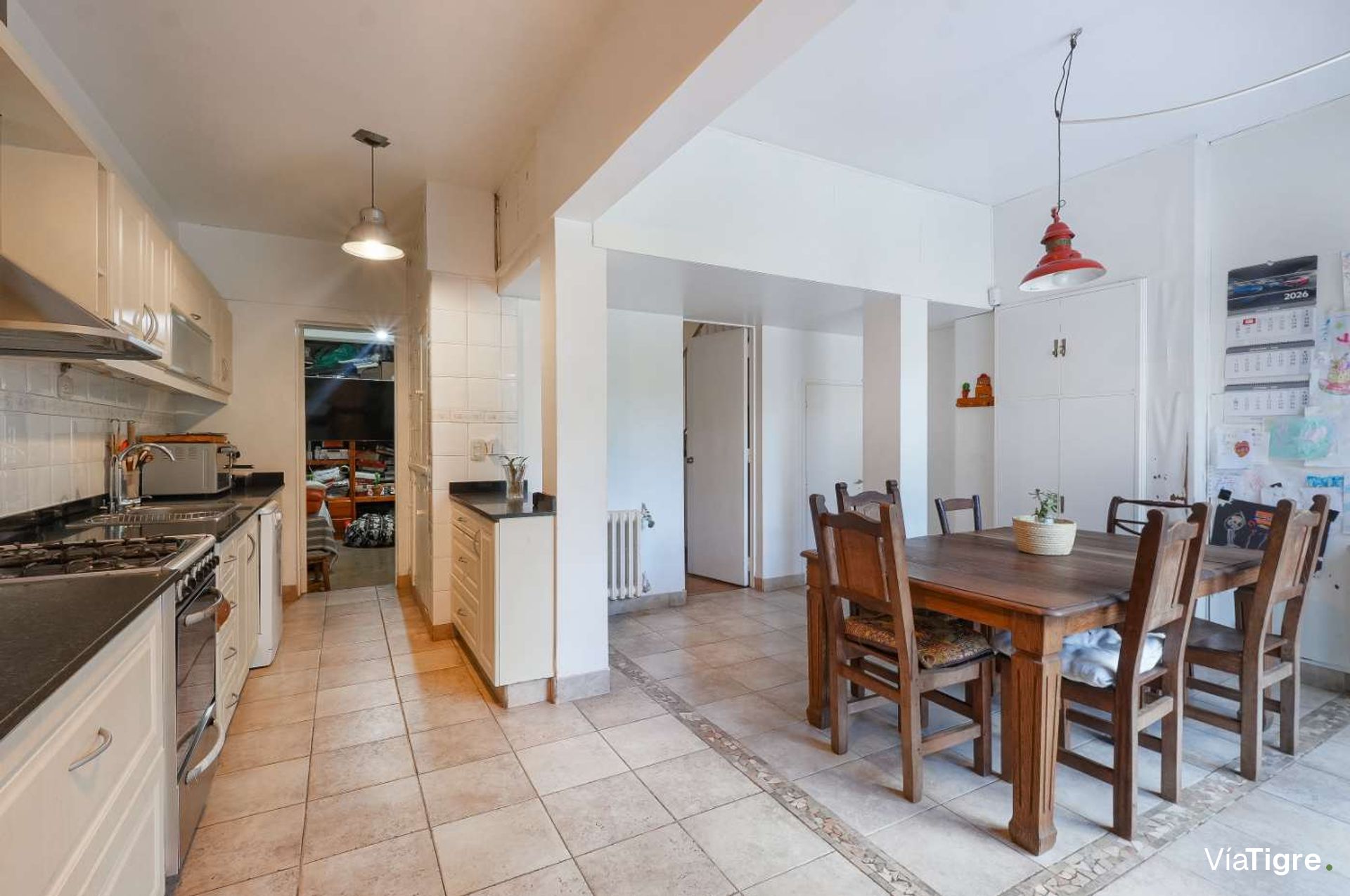 Venta Casa 5 Amb en Martínez con Jardin y Pileta