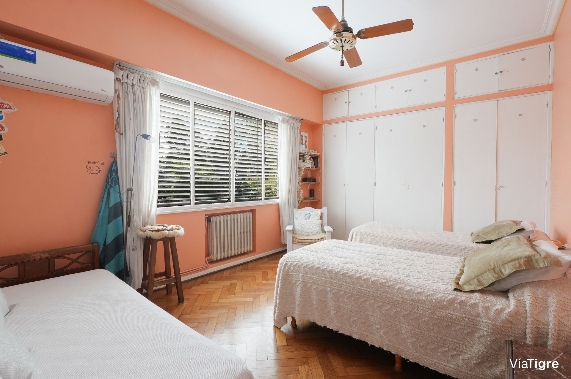 Venta Casa 5 Amb en Martínez con Jardin y Pileta