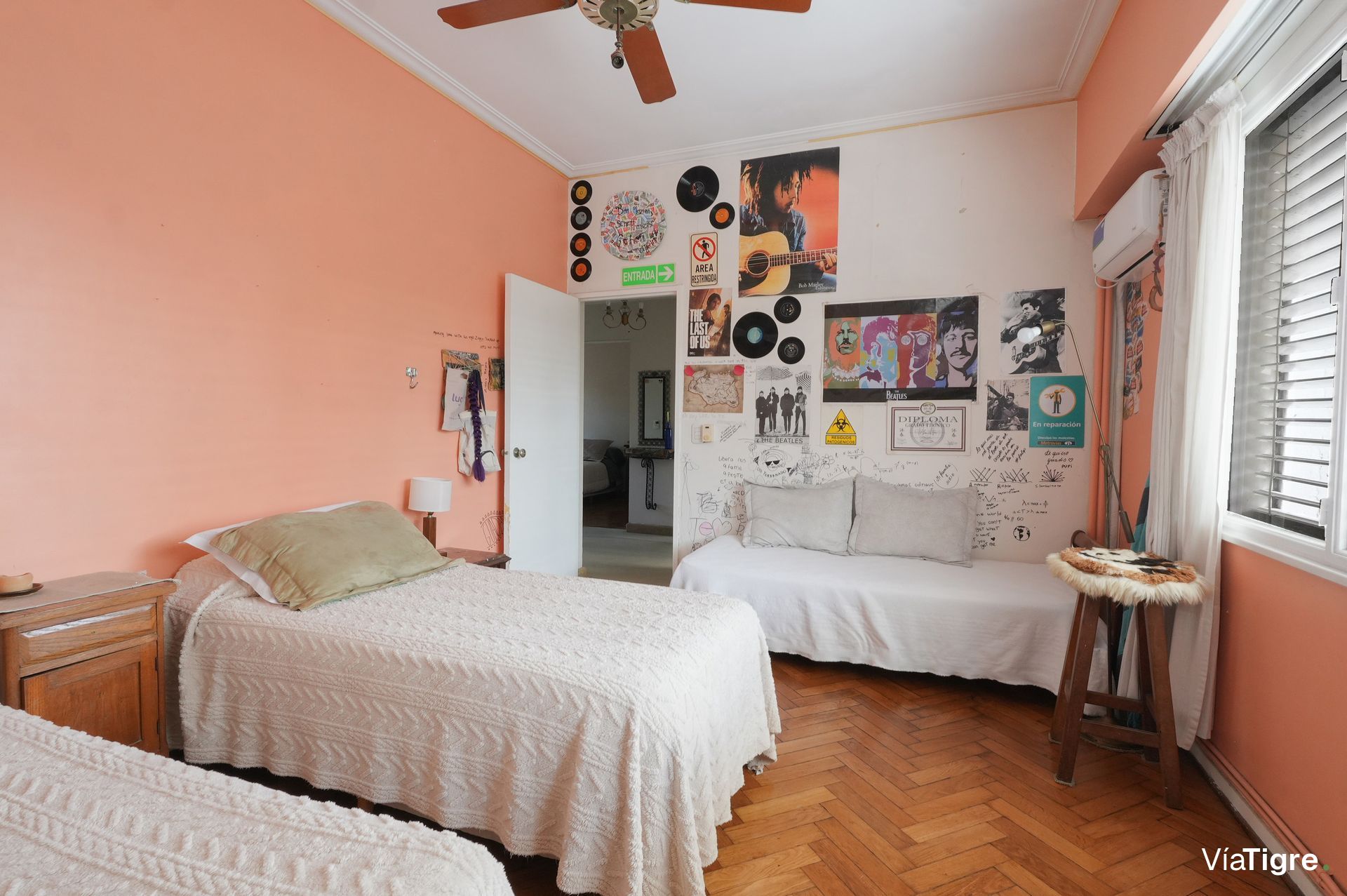 Venta Casa 5 Amb en Martínez con Jardin y Pileta