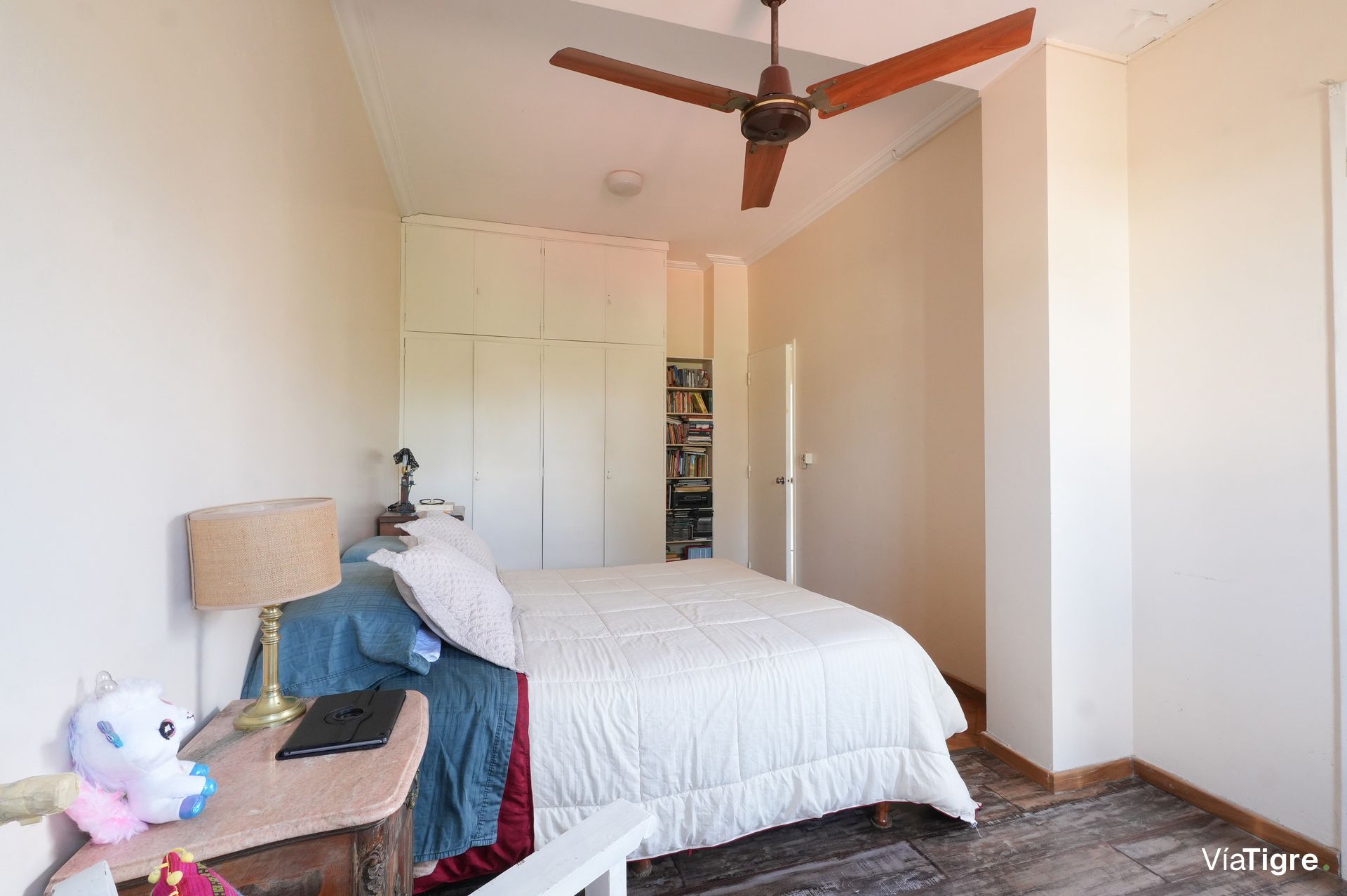 Venta Casa 5 Amb en Martínez con Jardin y Pileta