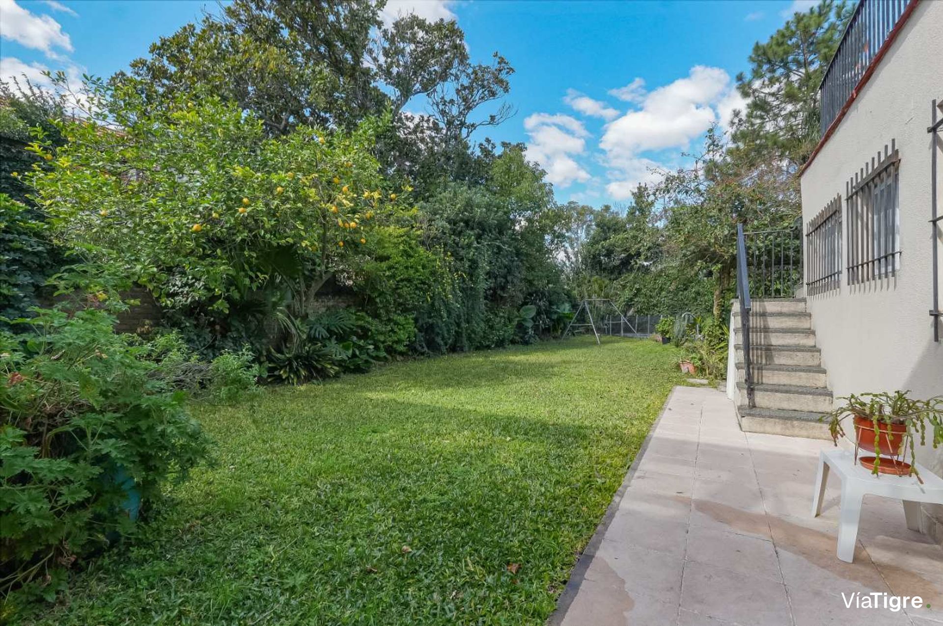 Venta Casa 5 Amb en Martínez con Jardin y Pileta