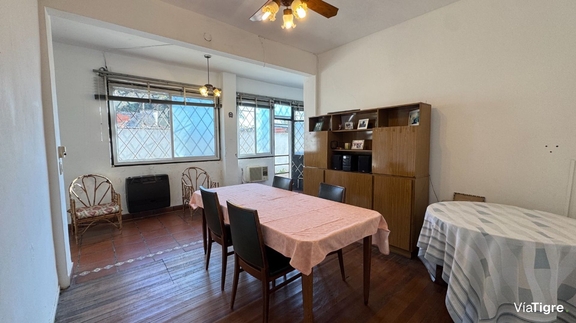 Casa en venta sobre lote propio de 4 amb + jardin