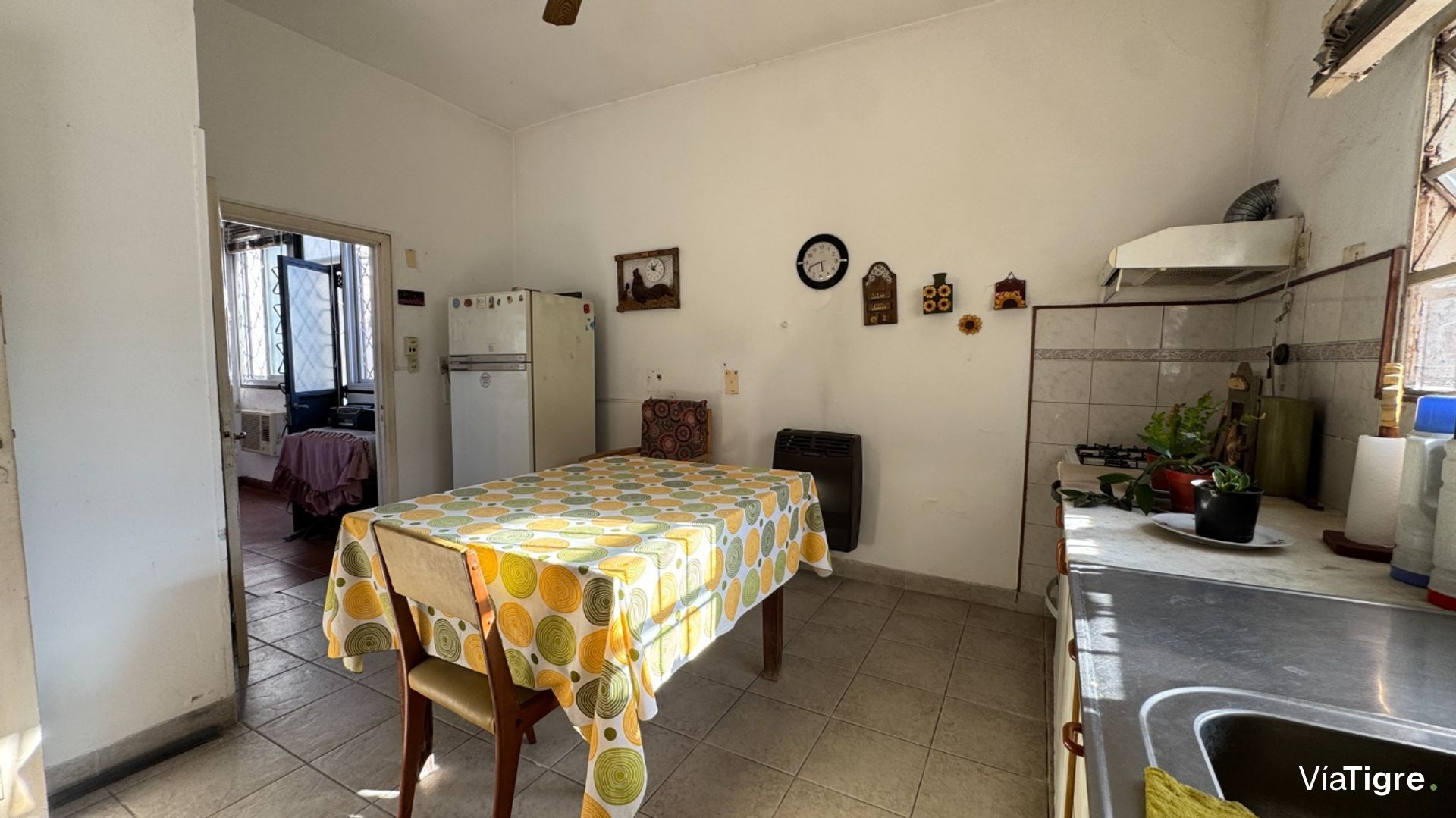 Casa en venta sobre lote propio de 4 amb + jardin