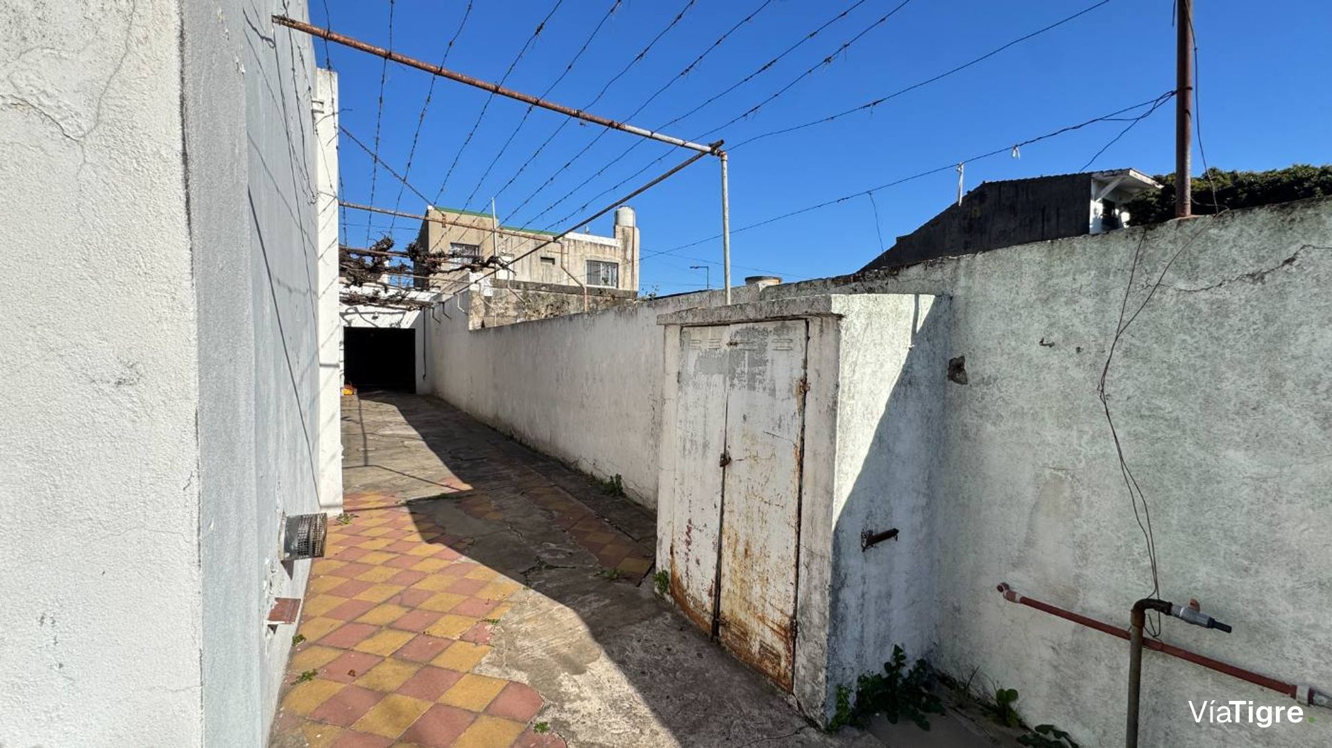 Casa en venta sobre lote propio de 4 amb + jardin
