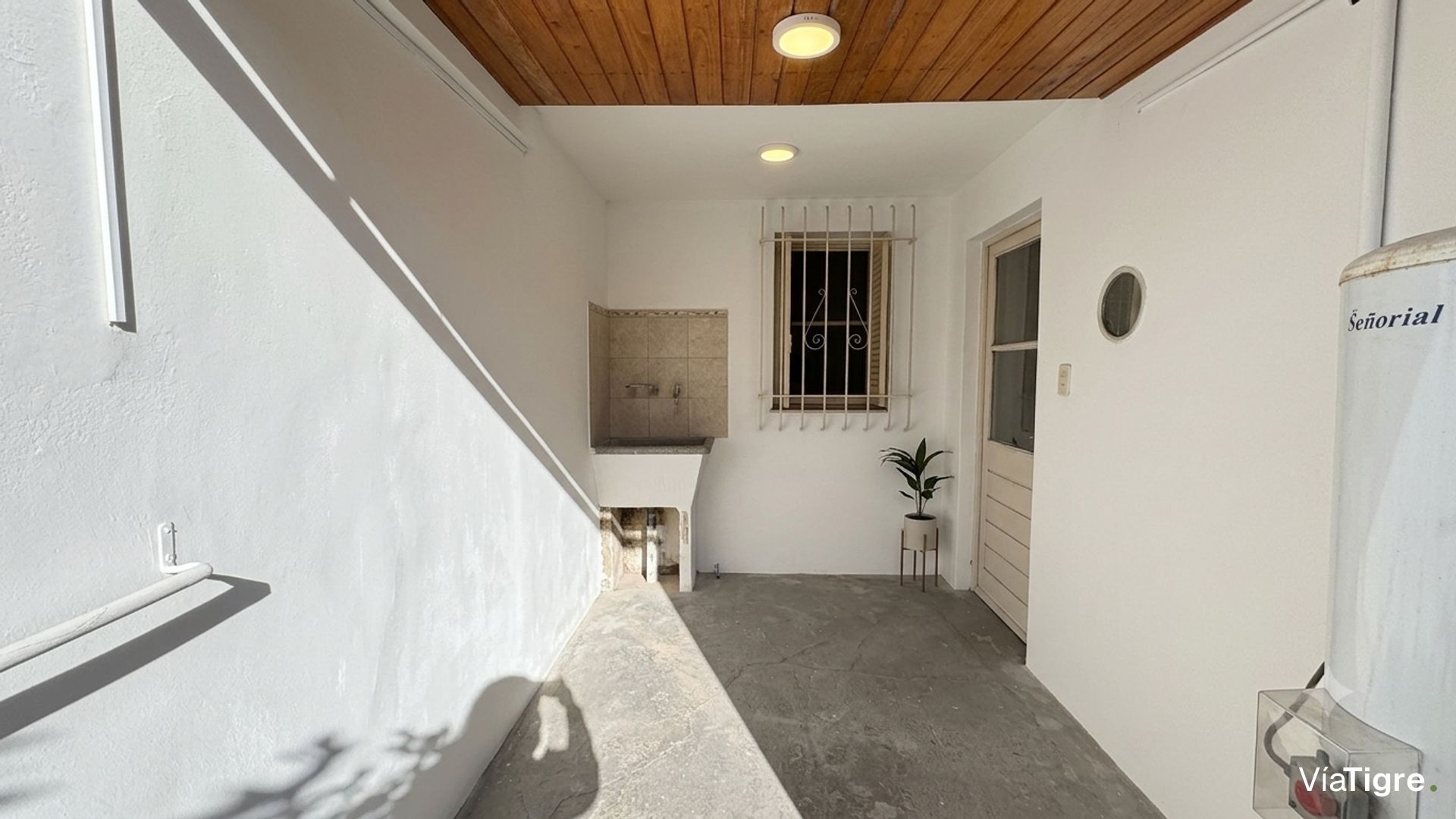 Casa en venta sobre lote propio de 4 amb + jardin