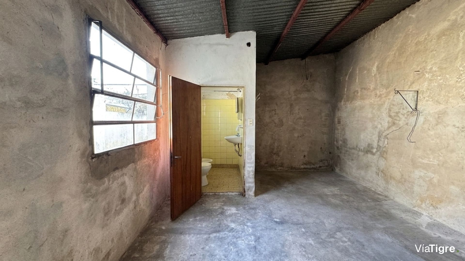 Casa en venta sobre lote propio de 4 amb + jardin