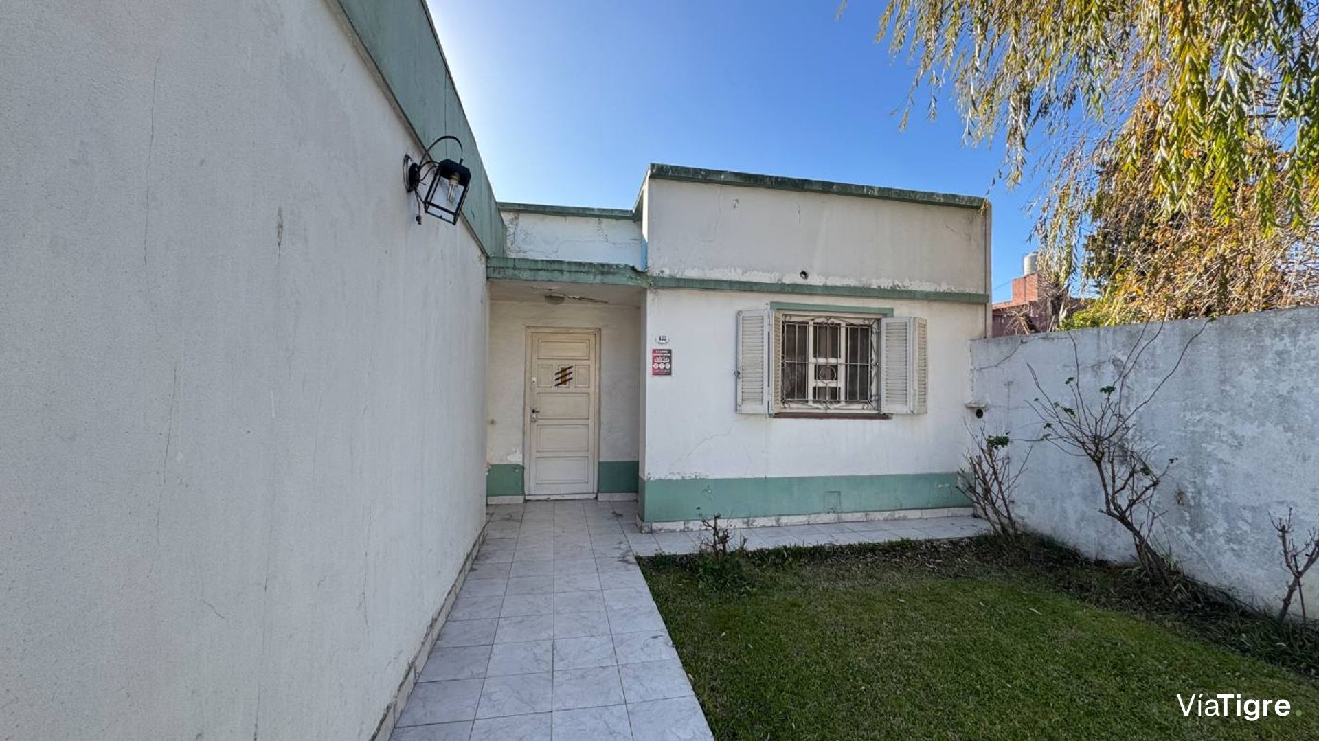 Casa en venta sobre lote propio de 4 amb + jardin