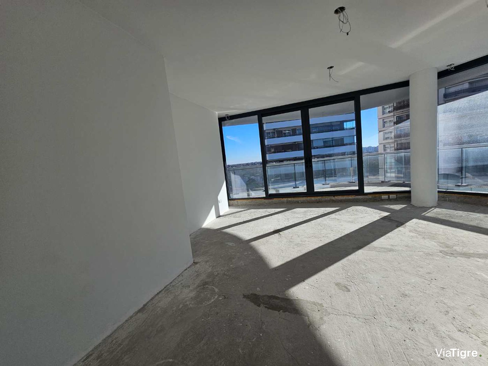 Venta 3 Dormitorios en Suite Dep 2 cocheras Selene