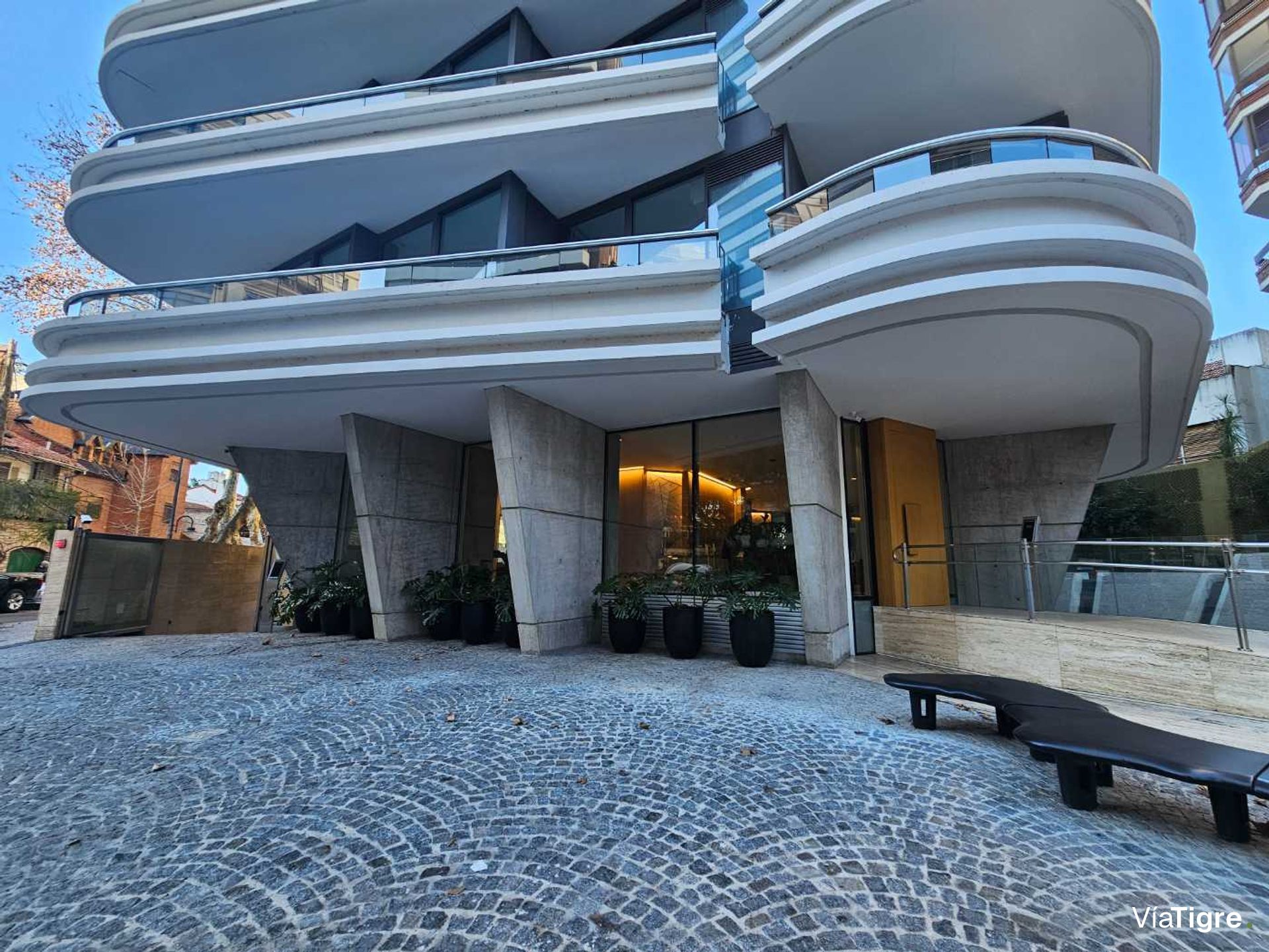 Venta 3 Dormitorios en Suite Dep 2 cocheras Selene
