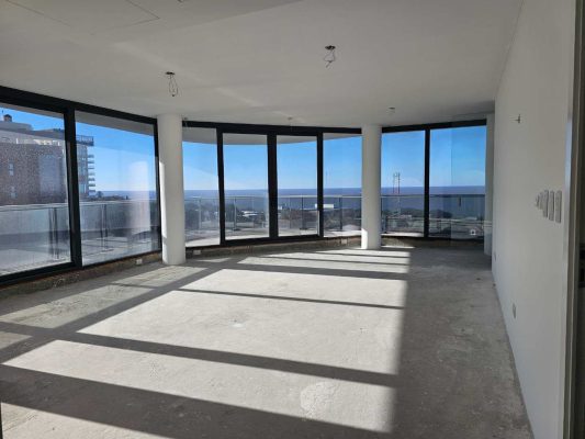 Sale: 3-Bedroom Apartment with En-Suite, 2 Parking Spaces, Selene