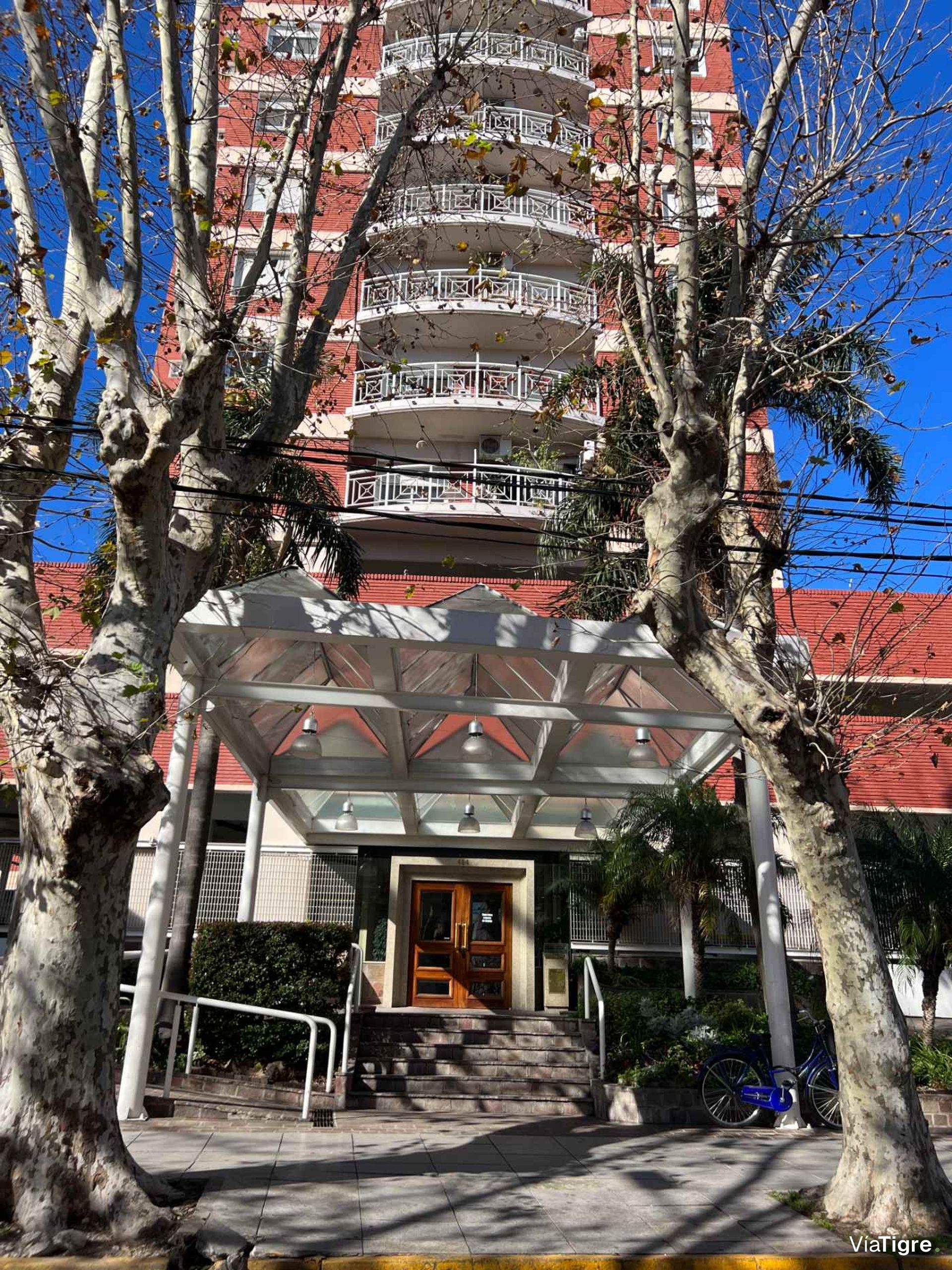Venta Departamento 4 Amb Vista Al Rio Tigre Centro