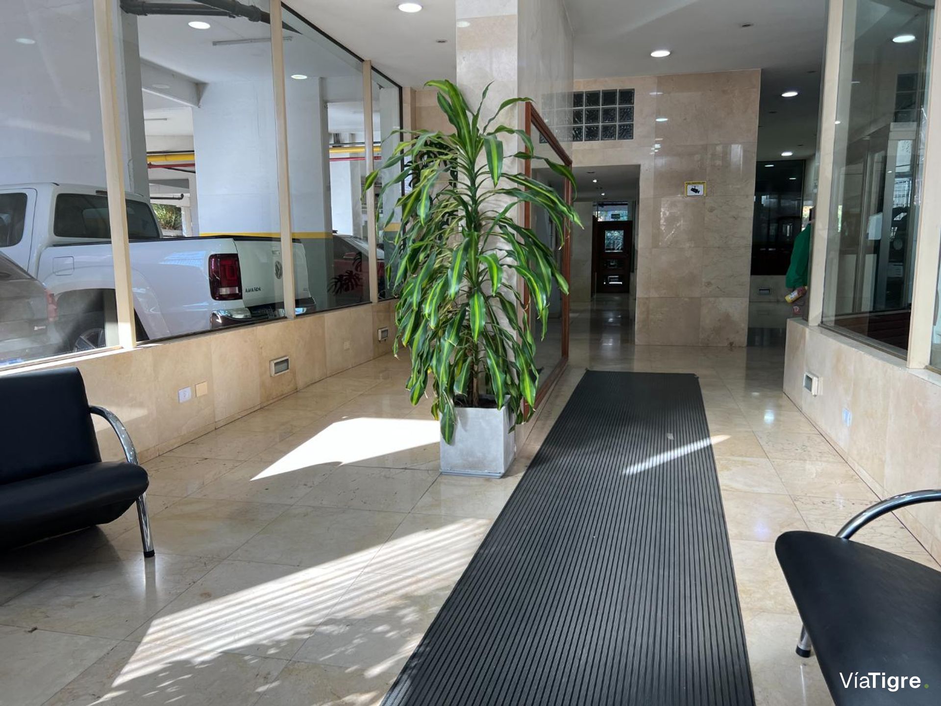 Venta Departamento 4 Amb Vista Al Rio Tigre Centro