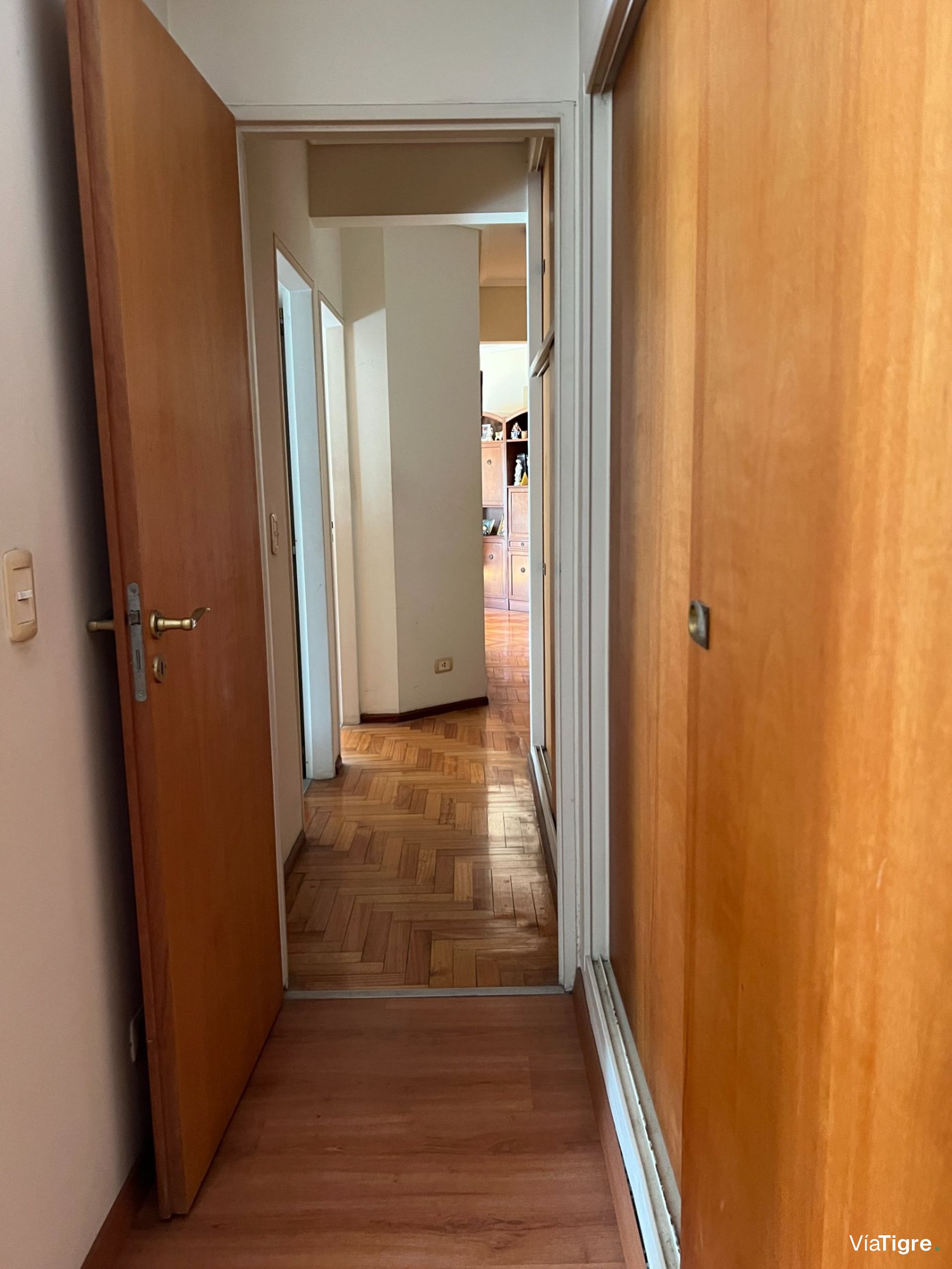 Venta Departamento 4 Amb Vista Al Rio Tigre Centro
