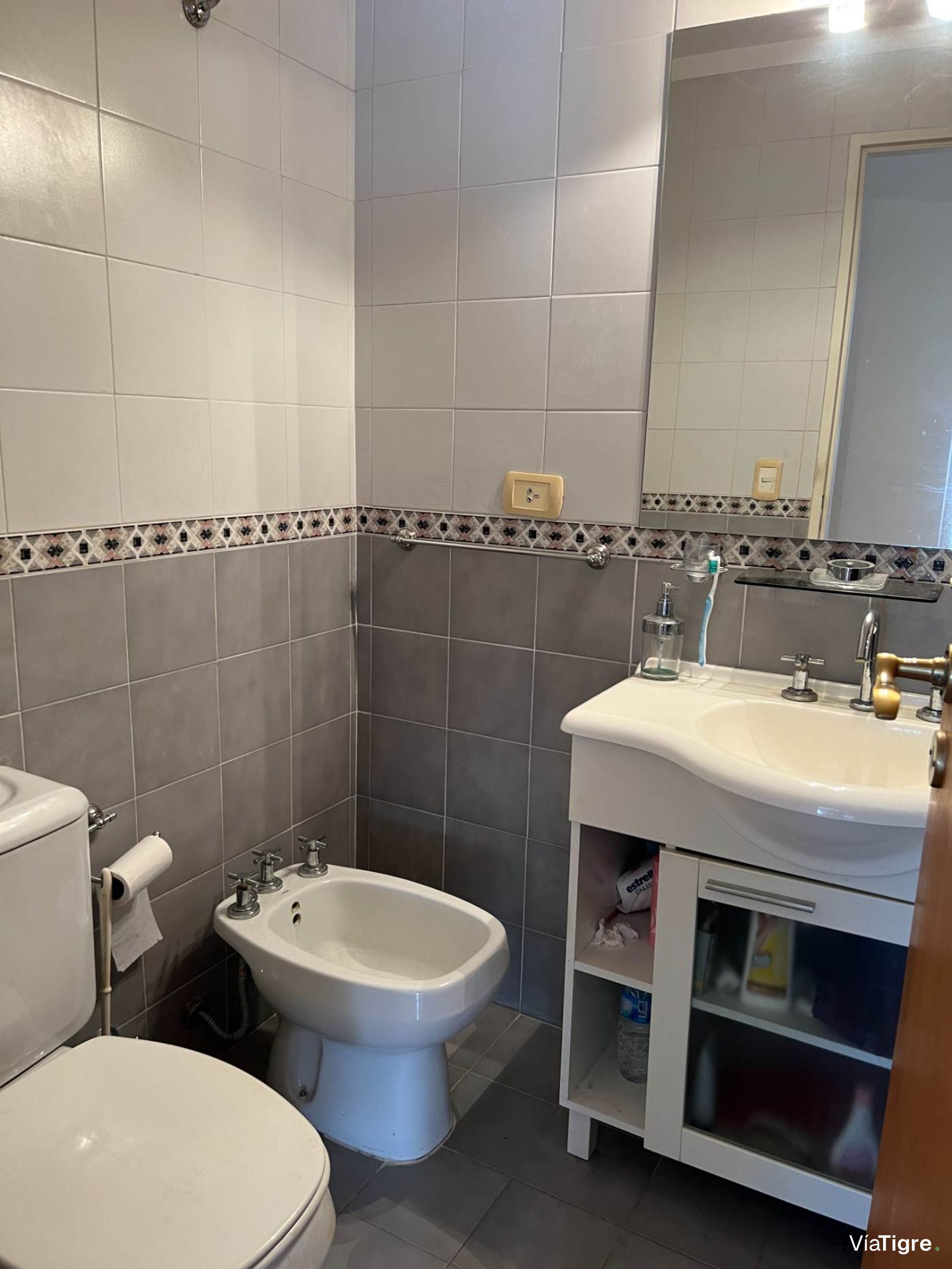 Venta Departamento 4 Amb Vista Al Rio Tigre Centro
