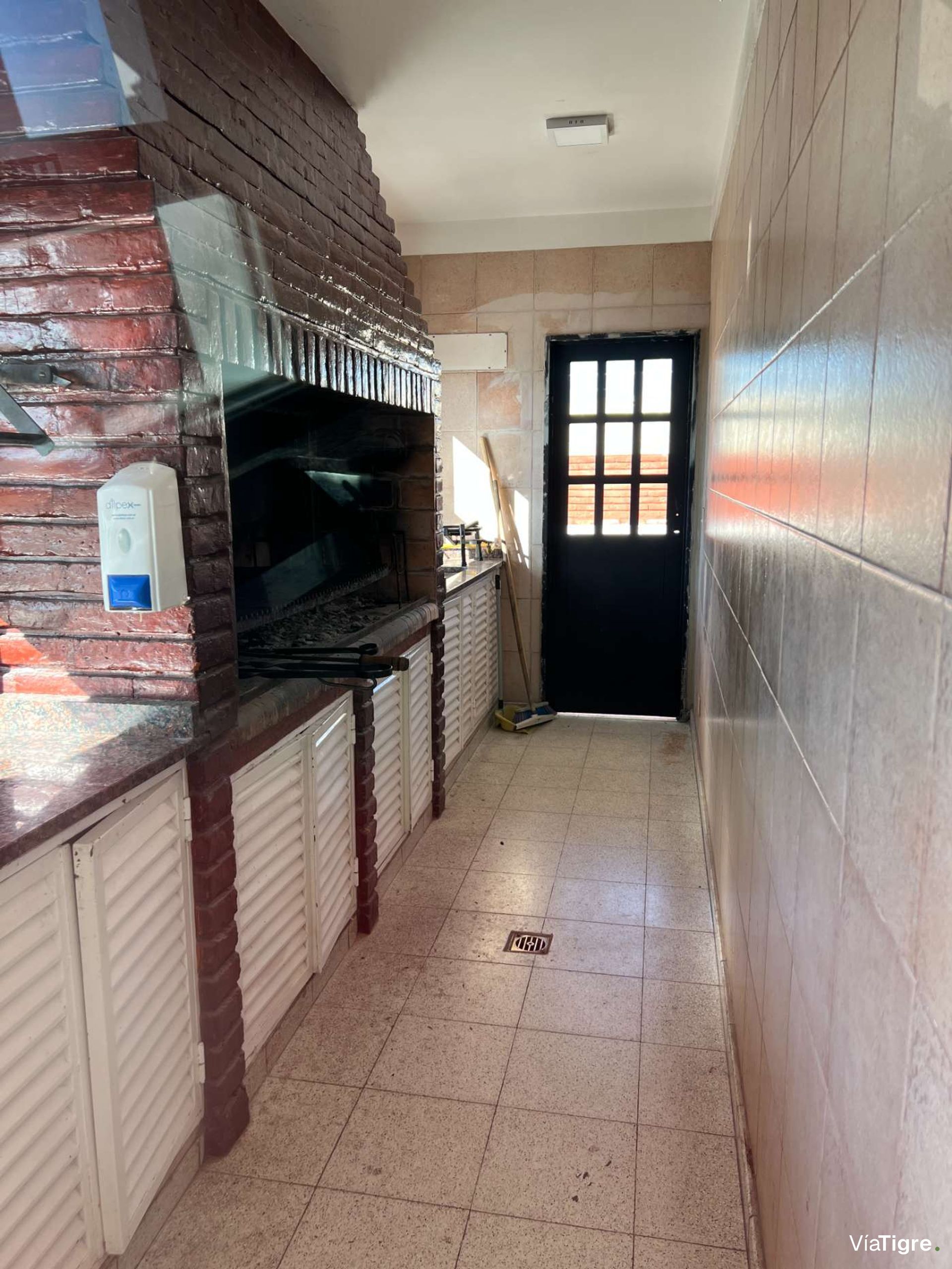 Venta Departamento 4 Amb Vista Al Rio Tigre Centro