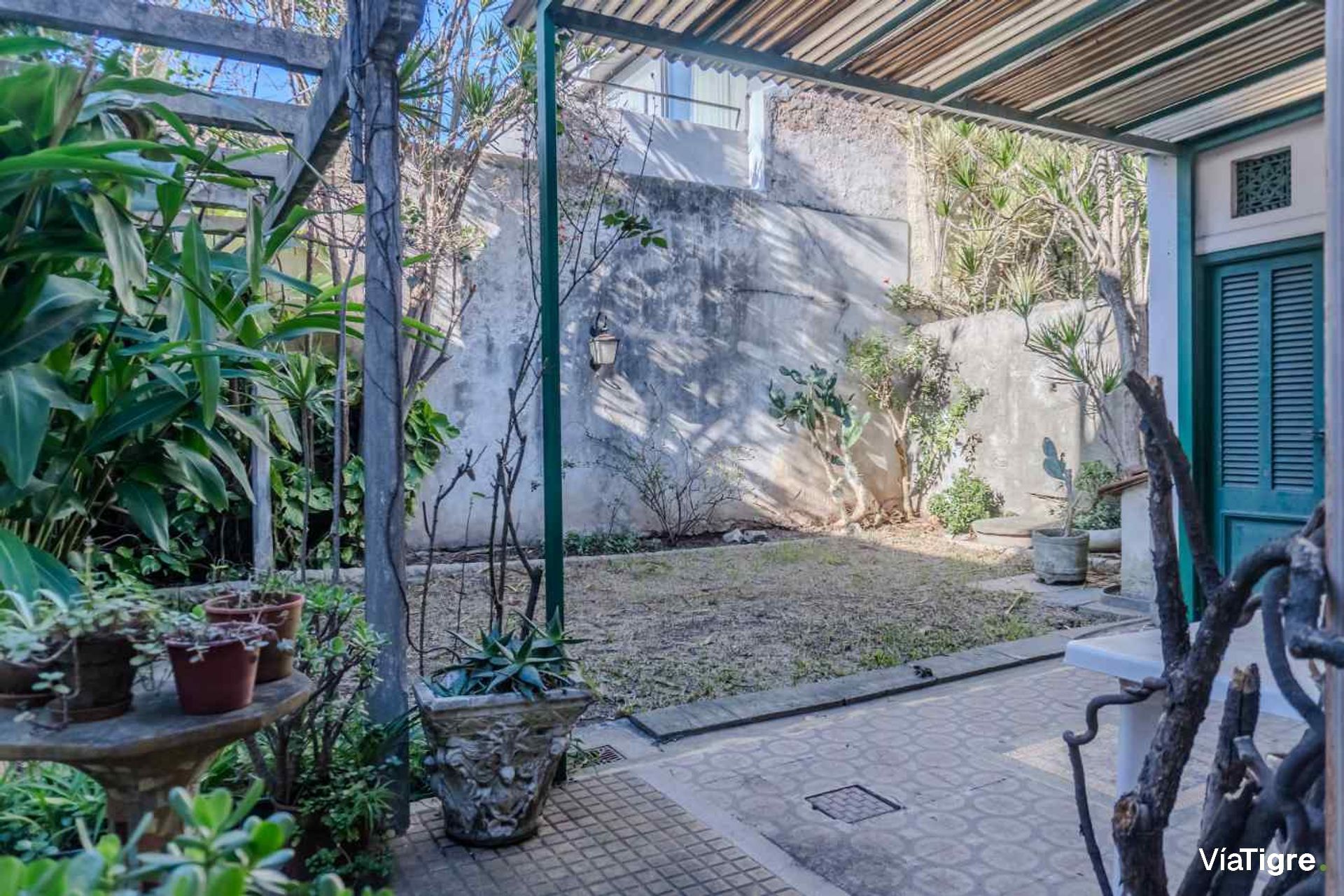 Venta PH cochera y amplio Jardin
