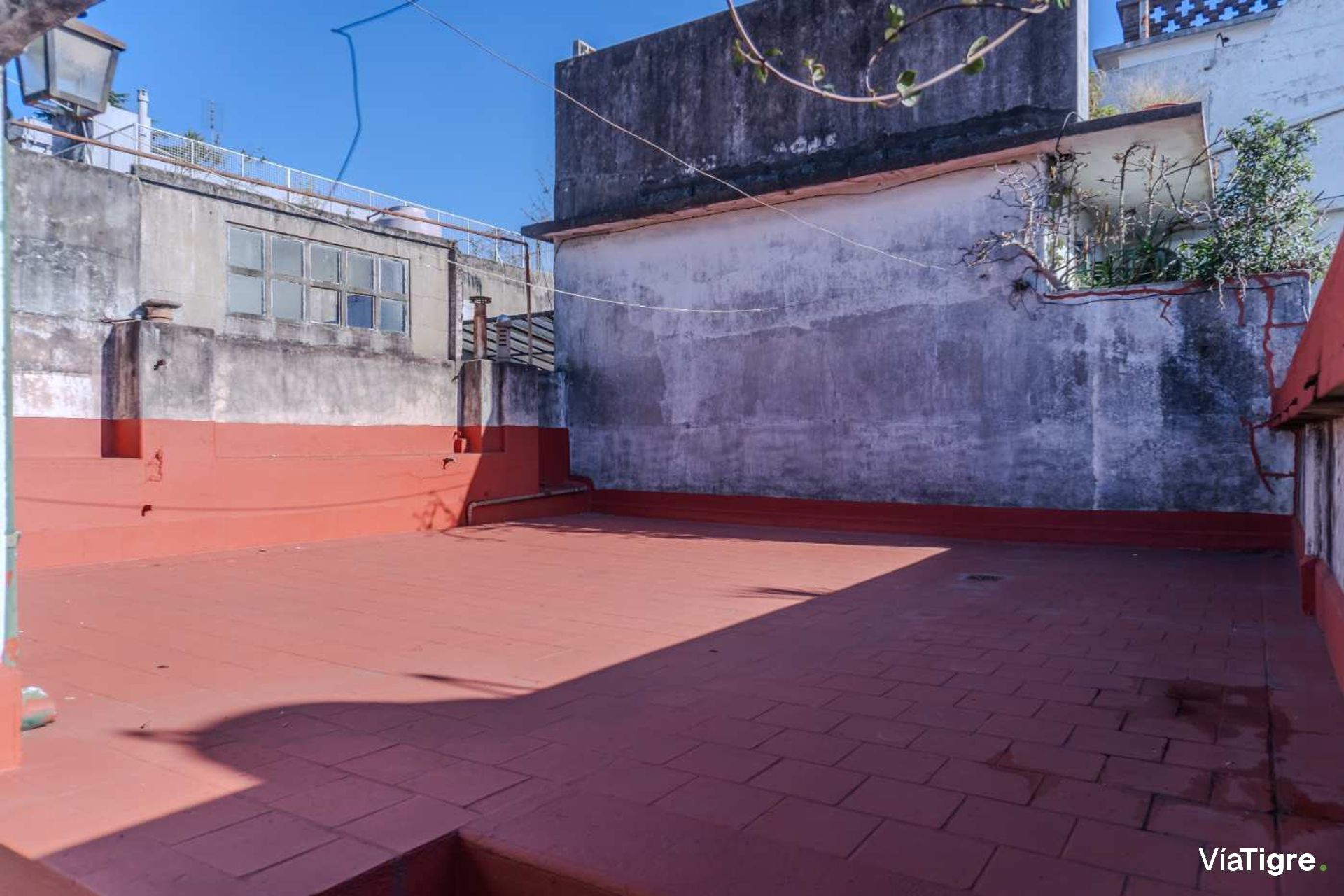 Venta PH cochera y amplio Jardin