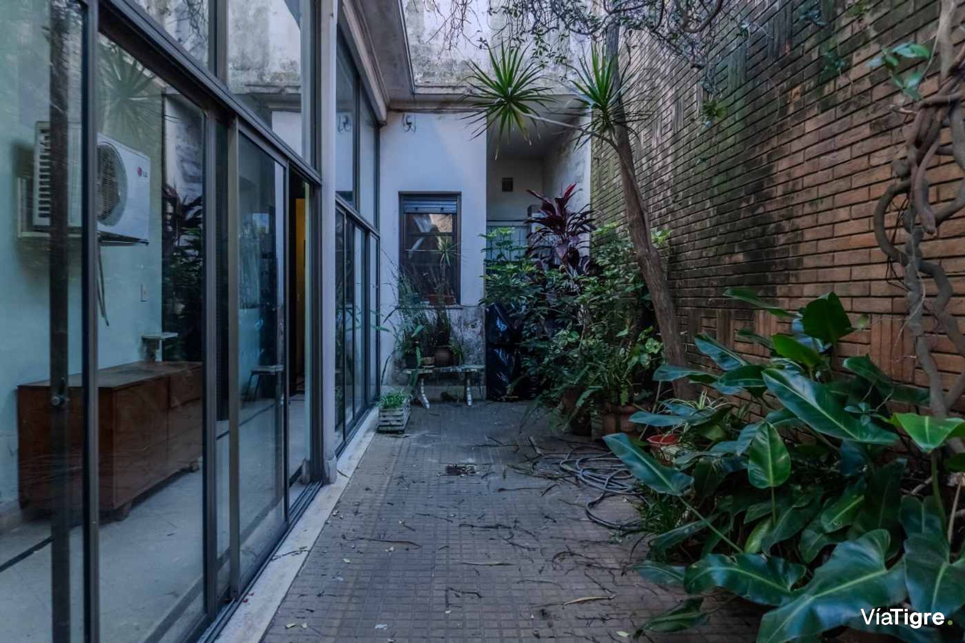 Venta PH cochera y amplio Jardin