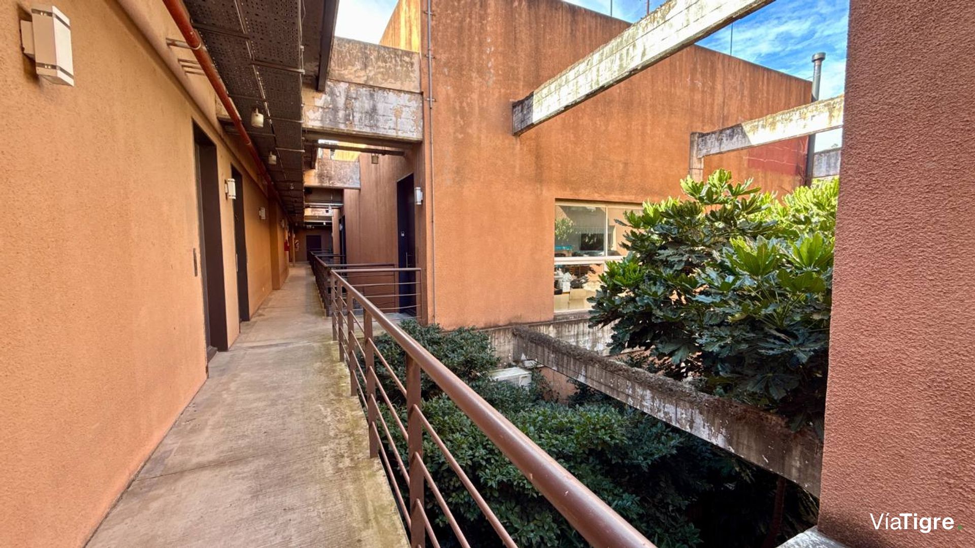 Loft Industrial En Complejo Con Piscina/Vte Lopez