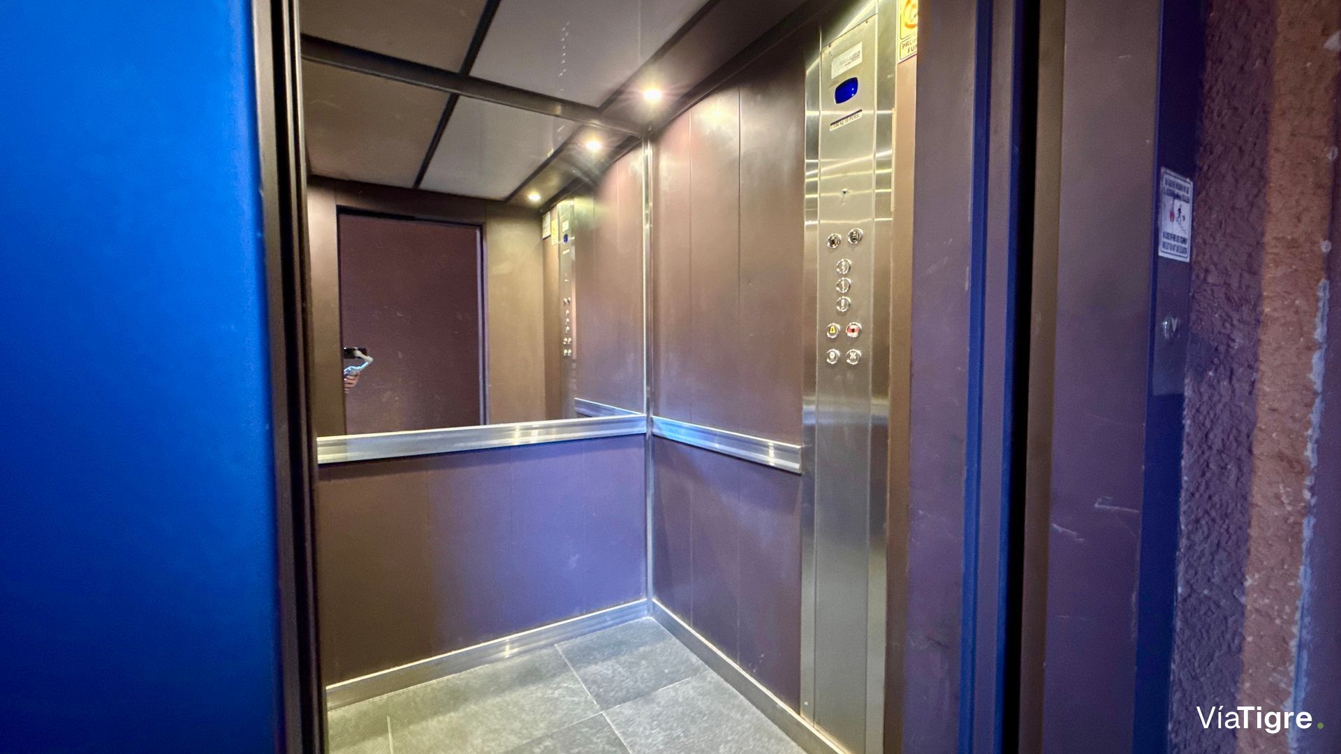 Loft Industrial En Complejo Con Piscina/Vte Lopez