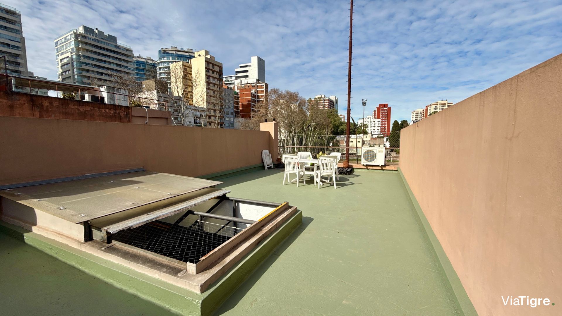 Loft Industrial En Complejo Con Piscina/Vte Lopez