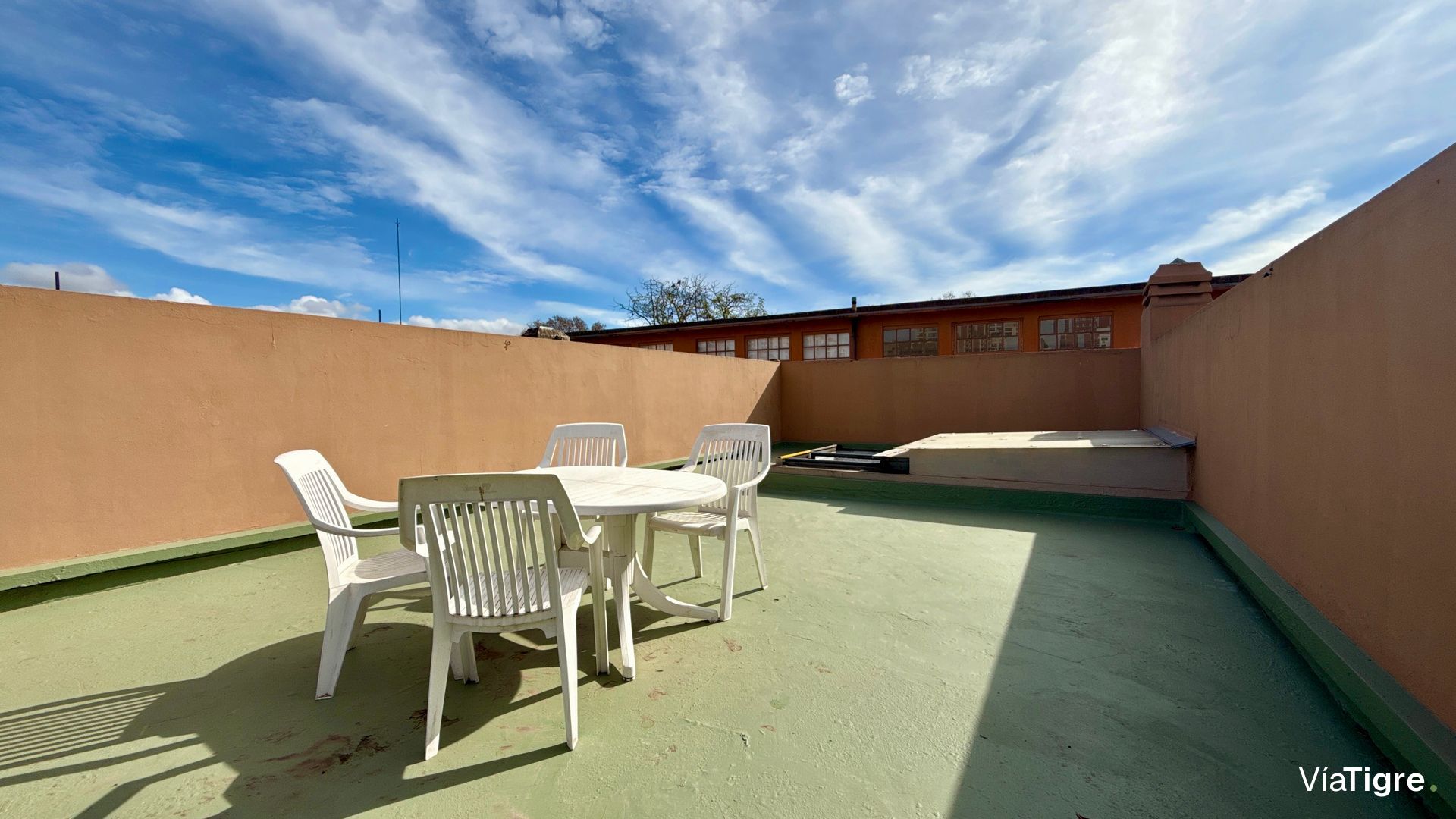 Loft Industrial En Complejo Con Piscina/Vte Lopez